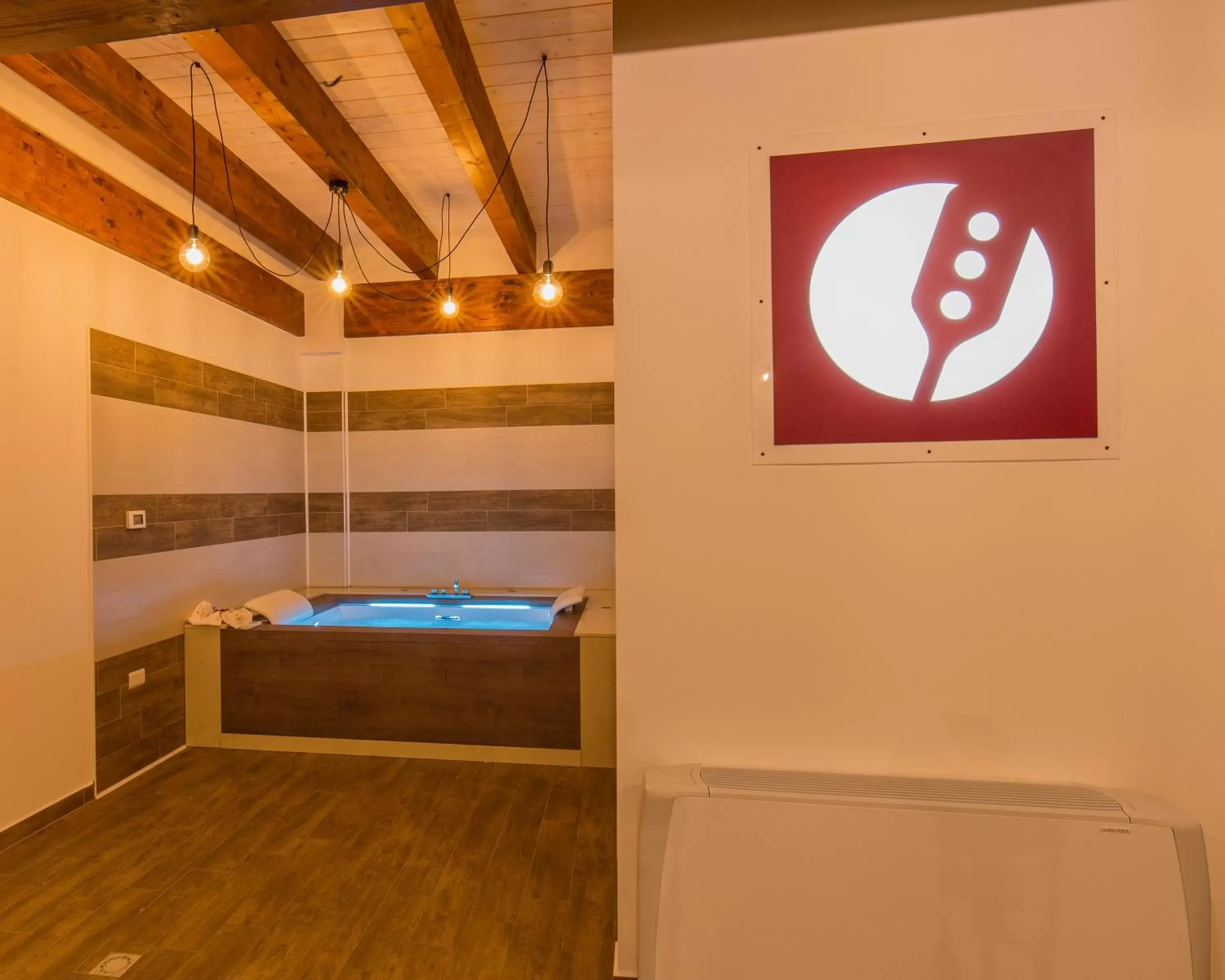 Hot Tub, Bathroom in Il Semaforo Sila Hotel