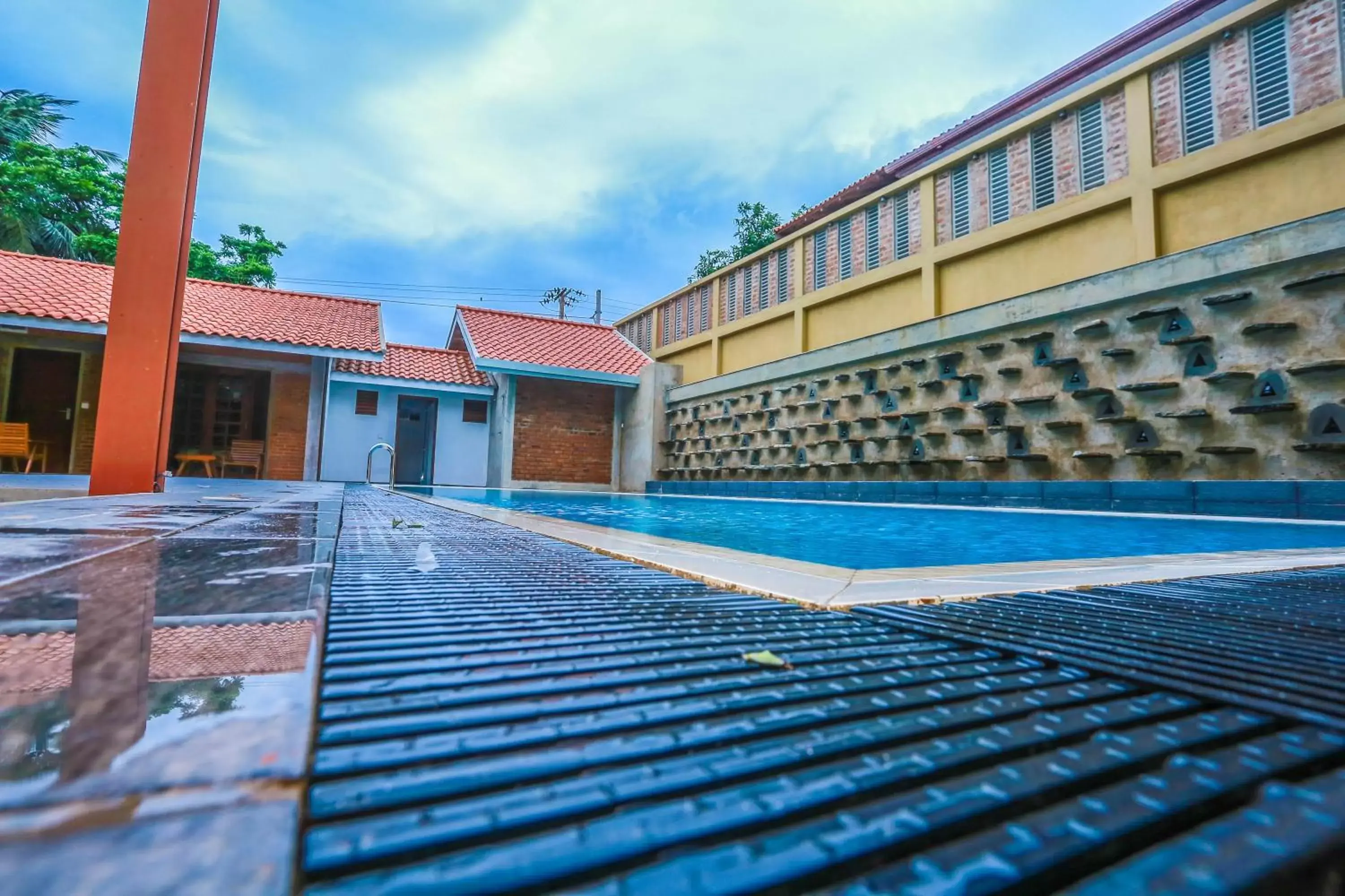 Swimming pool in Olinia Airport Hotel Swimming pool in Olinia Airport Hotel