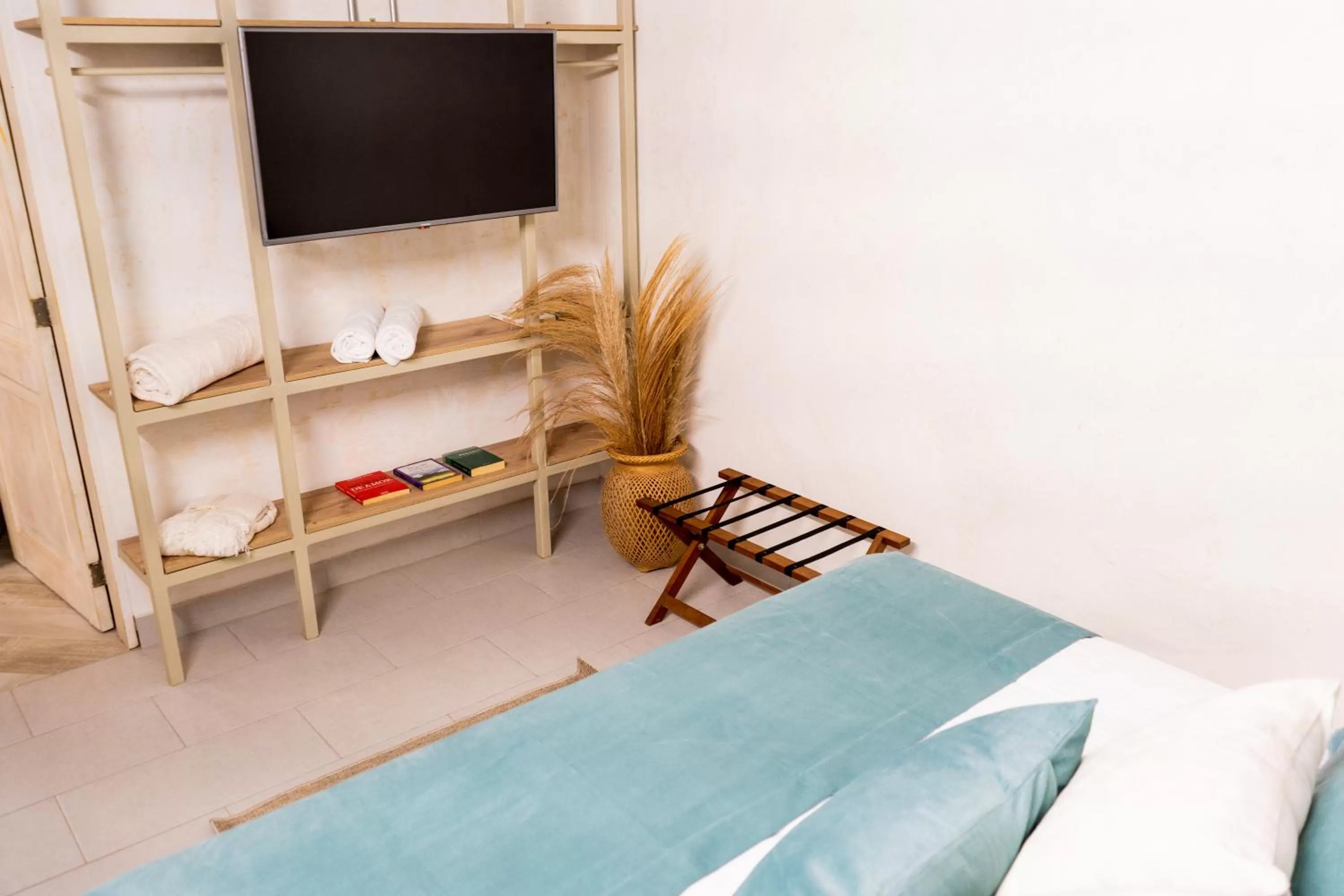 Bed in Zentrico Boutique