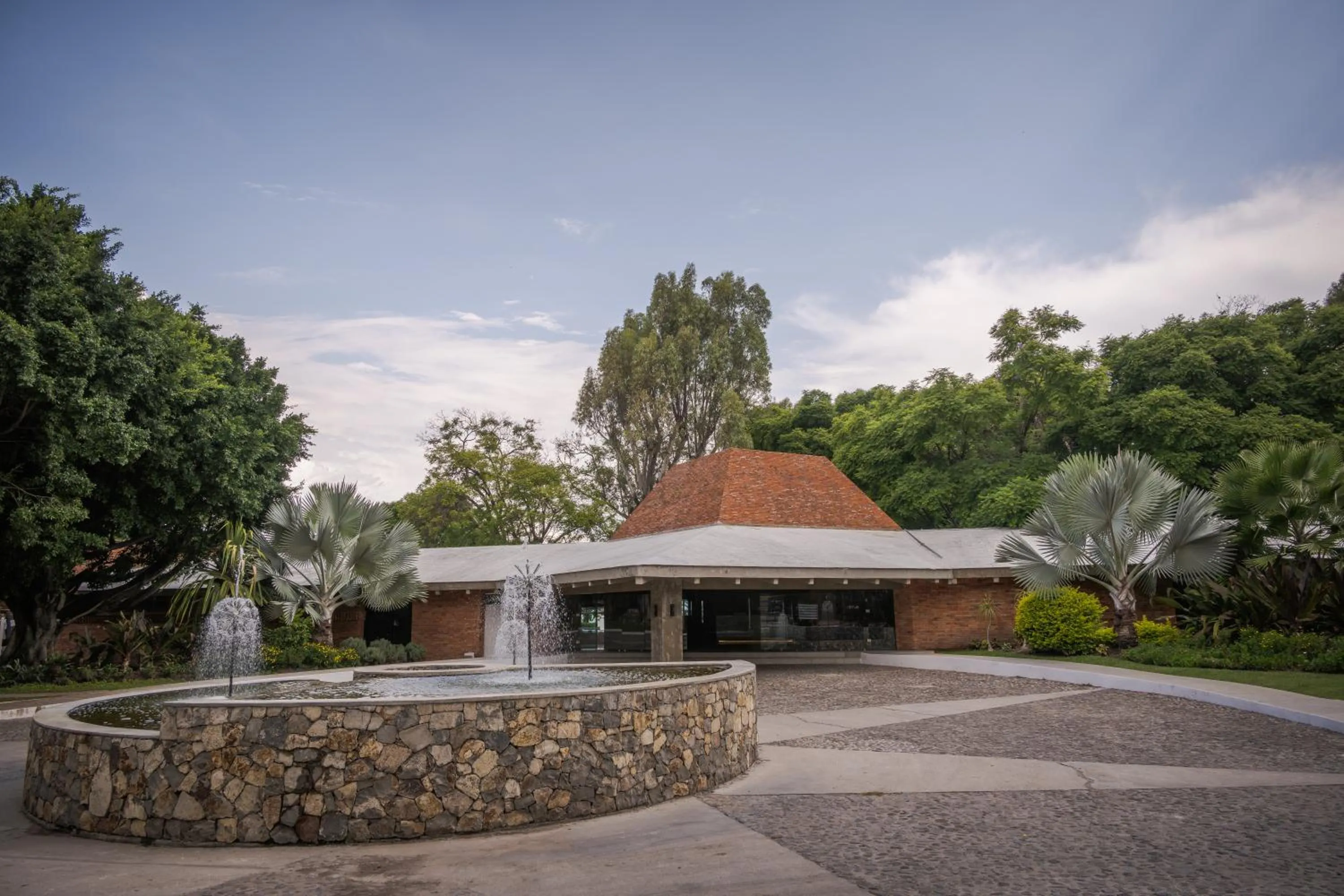 Property building in Nimue Marina Residence