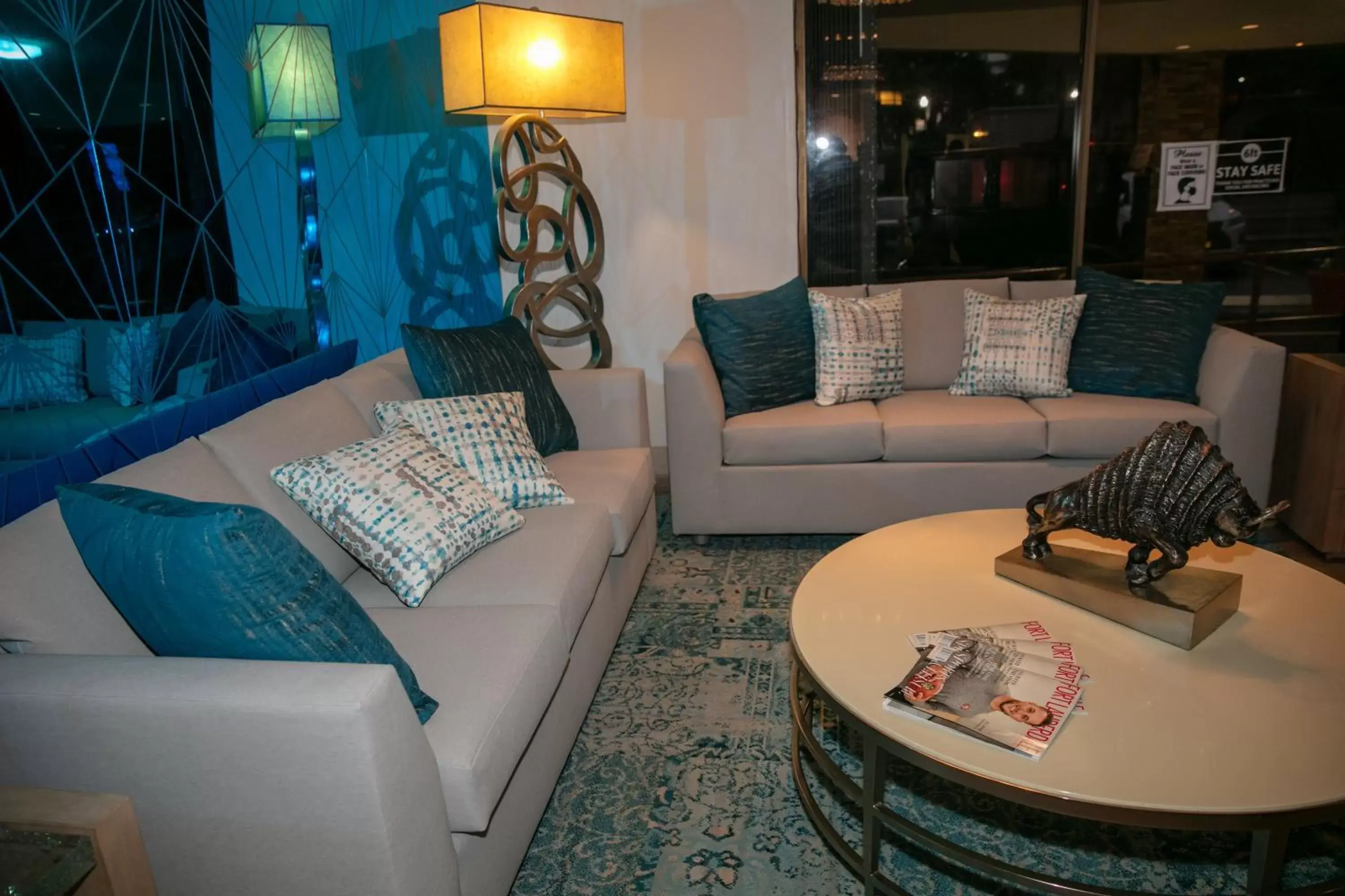 Lobby or reception, Seating Area in Comfort Inn Oceanside Deerfield Beach