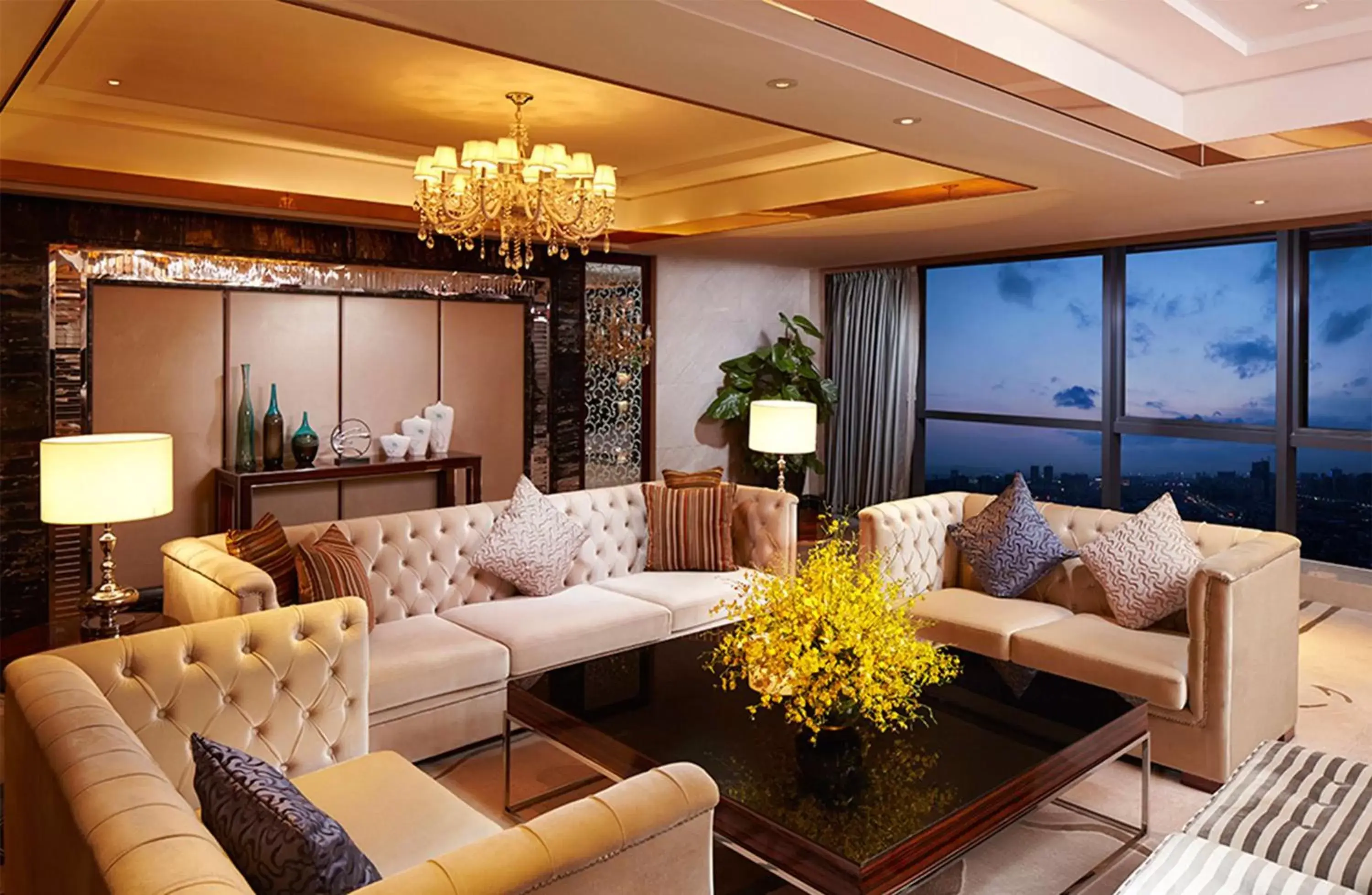Living room in Hilton Foshan - Free Shuttle Bus to Canton Fair Living room in Hilton Foshan - Free Shuttle Bus to Canton Fair
