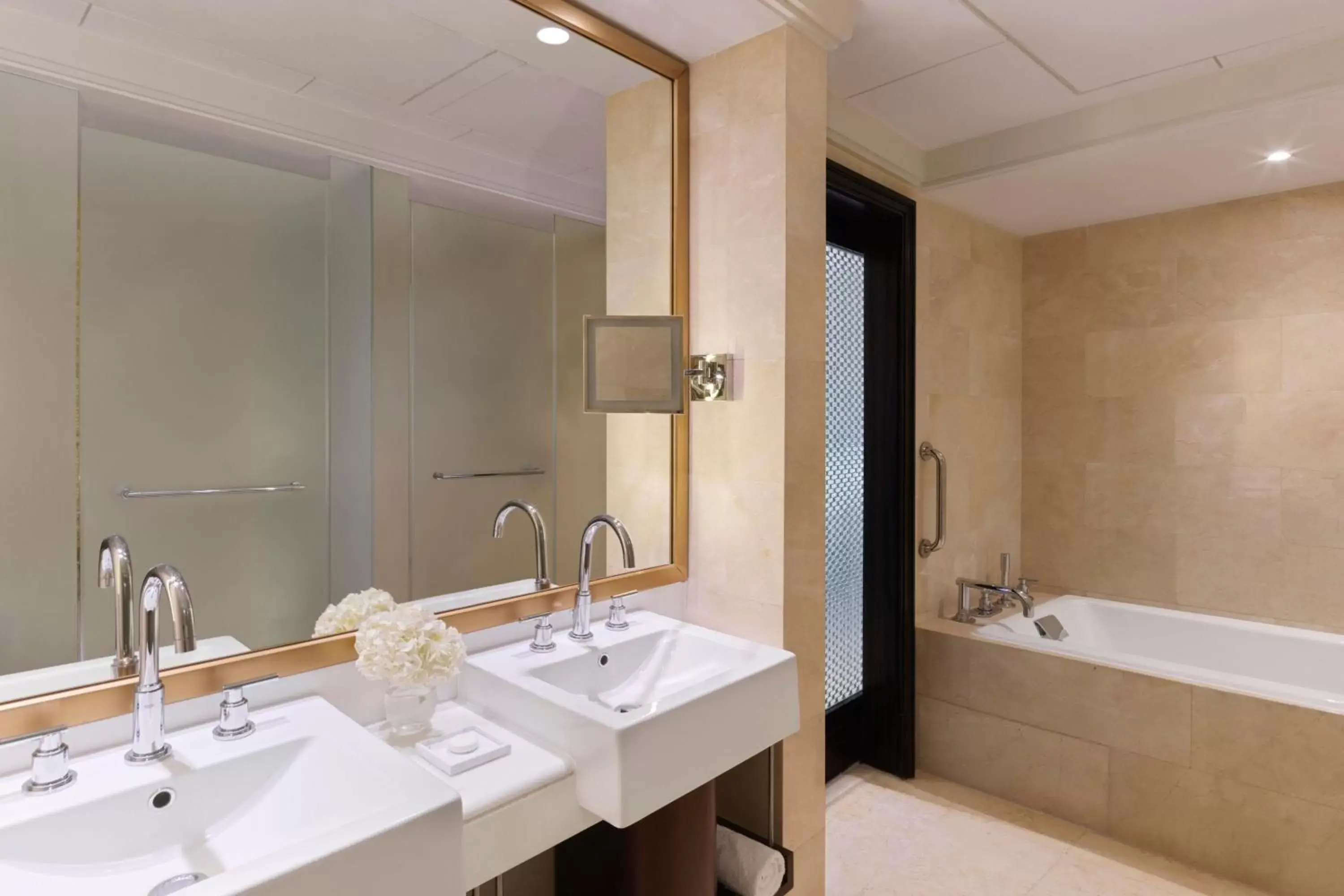 Bathroom in The Ritz-Carlton Abu Dhabi, Grand Canal