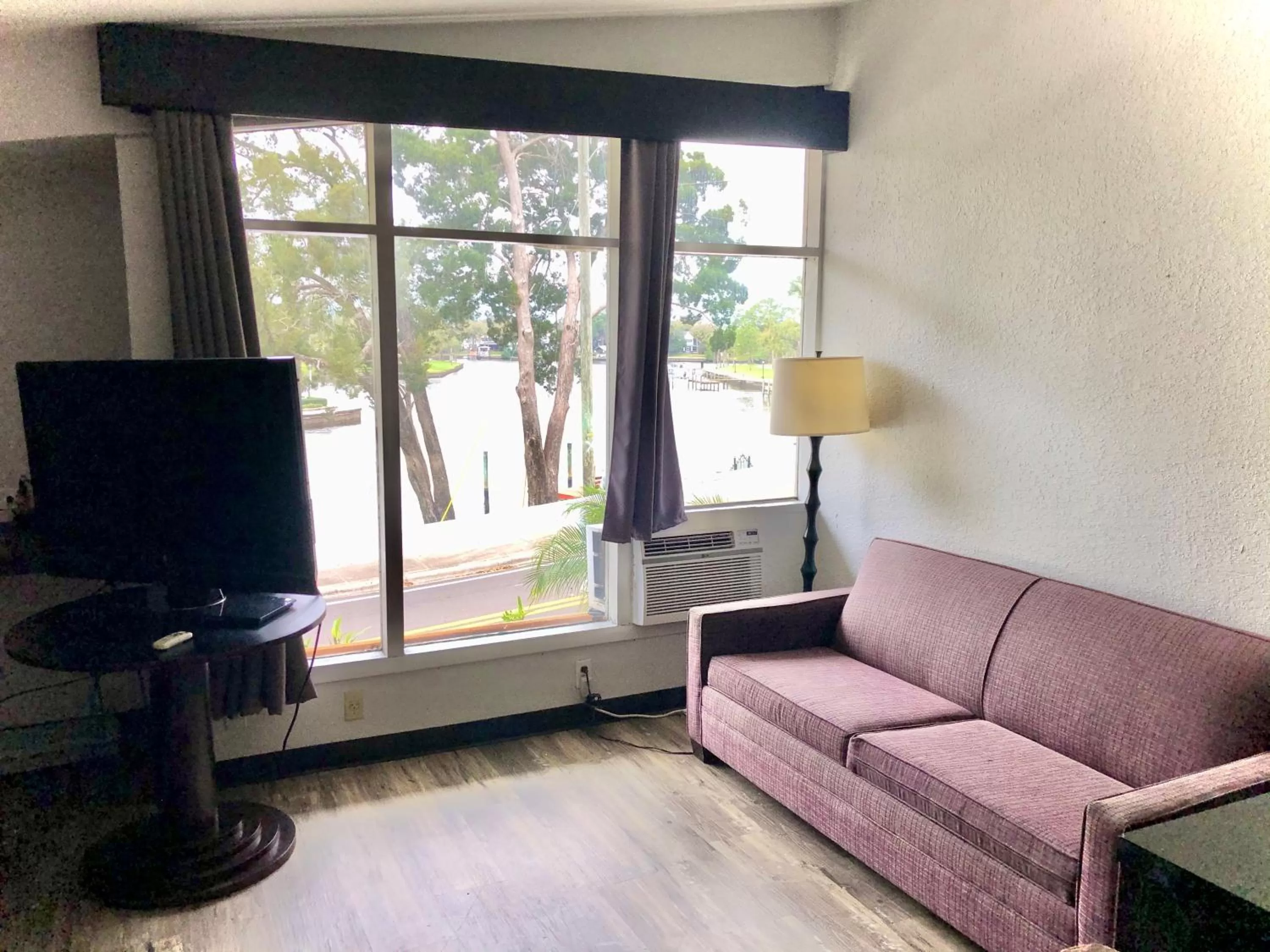 Seating area in Tarpon Inn