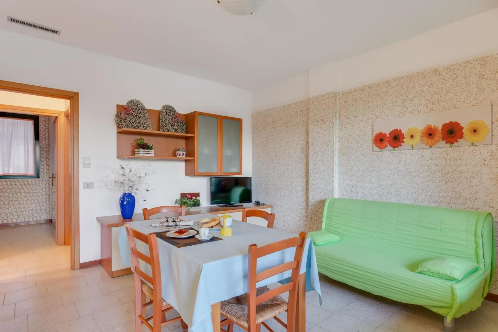 Dining Area in Villaggio Mare Si