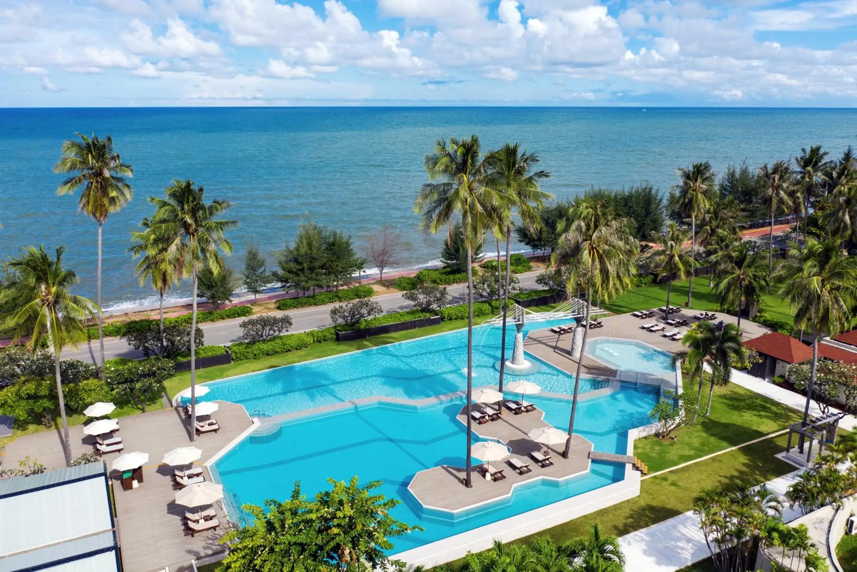 Swimming pool, Pool View in Wyndham Hua Hin Pranburi Resort & Villas