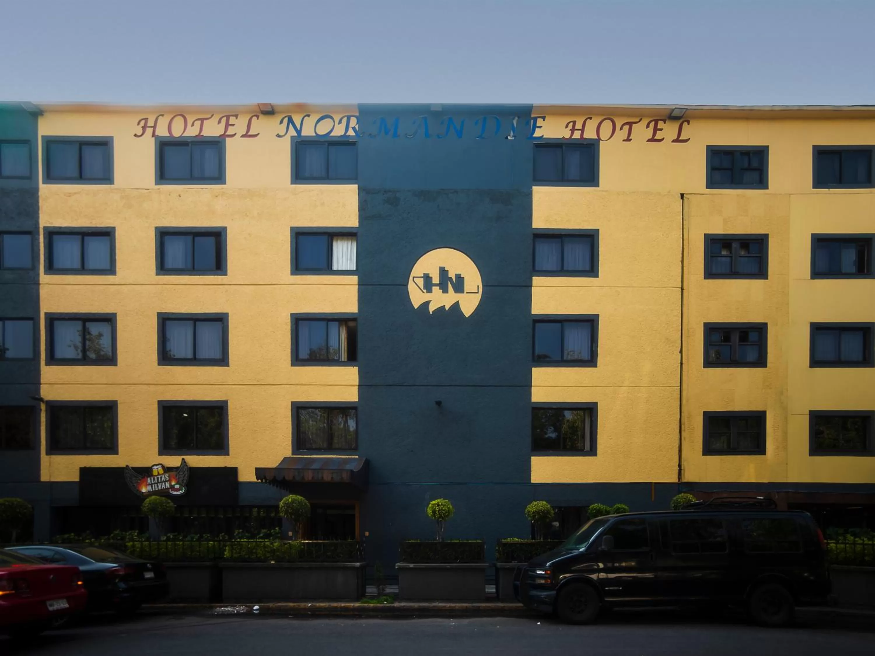 Facade/entrance, Property Building in Hotel Normandie