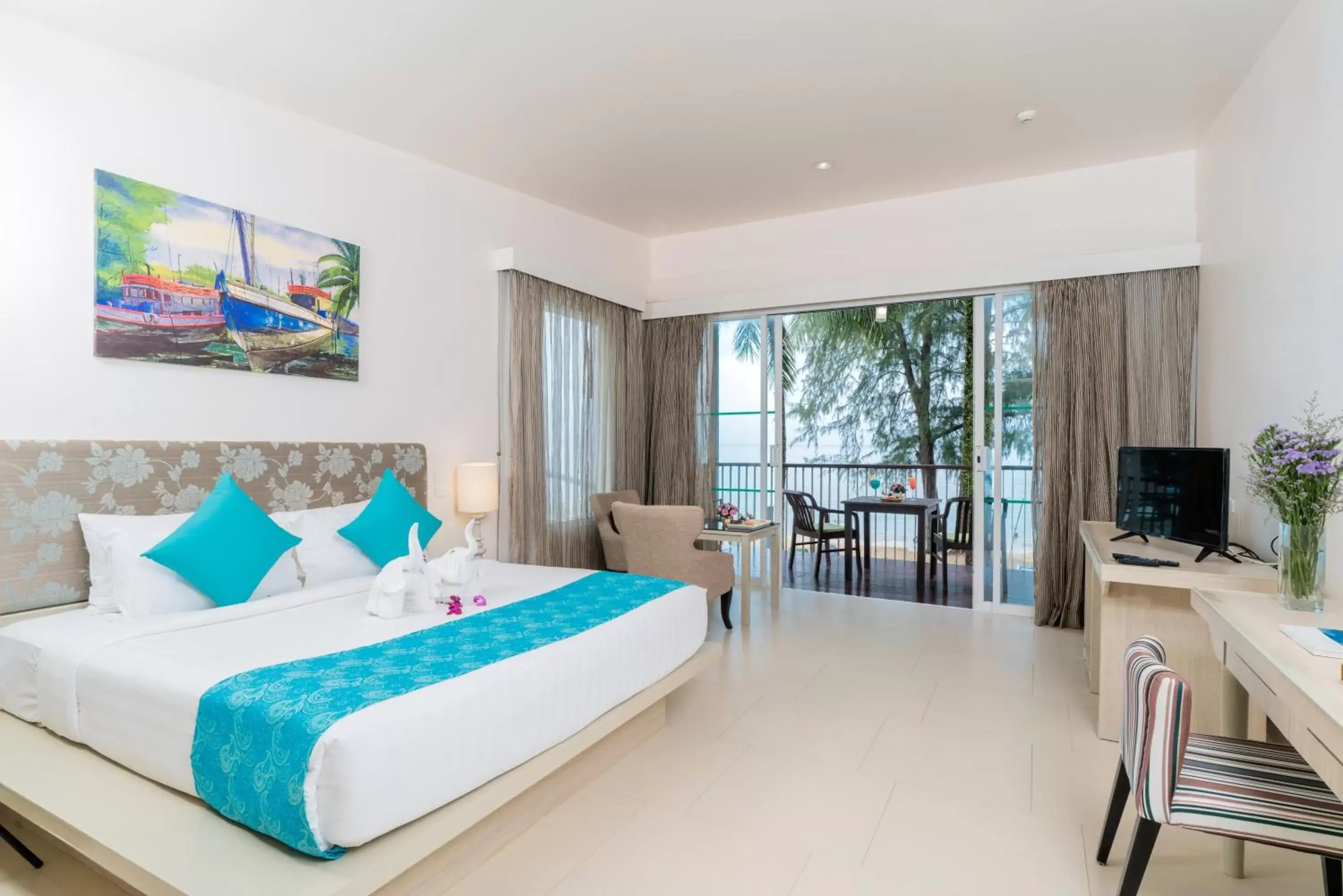 Sea view, Bed in The Briza Beach Resort, Khao Lak SHA Extra Plus