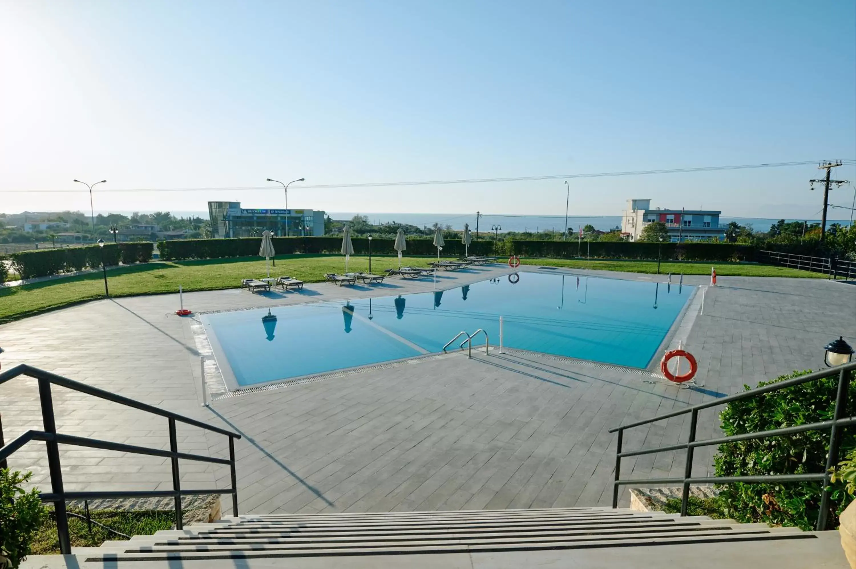 Swimming Pool in Nefeli Hotel