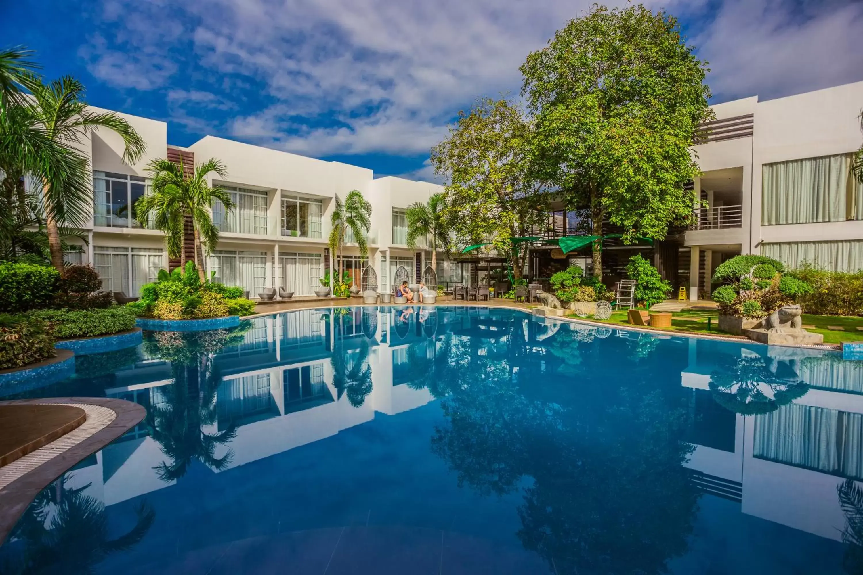 Swimming pool, Property Building in Aziza Paradise Hotel