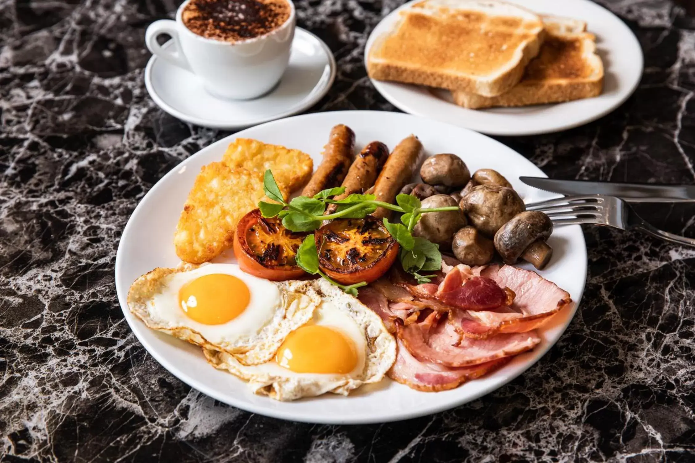 Breakfast, Food in Holiday Inn Sydney Potts Point