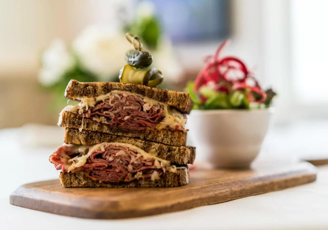 Restaurant/places to eat in Temple Gardens Hotel & Spa