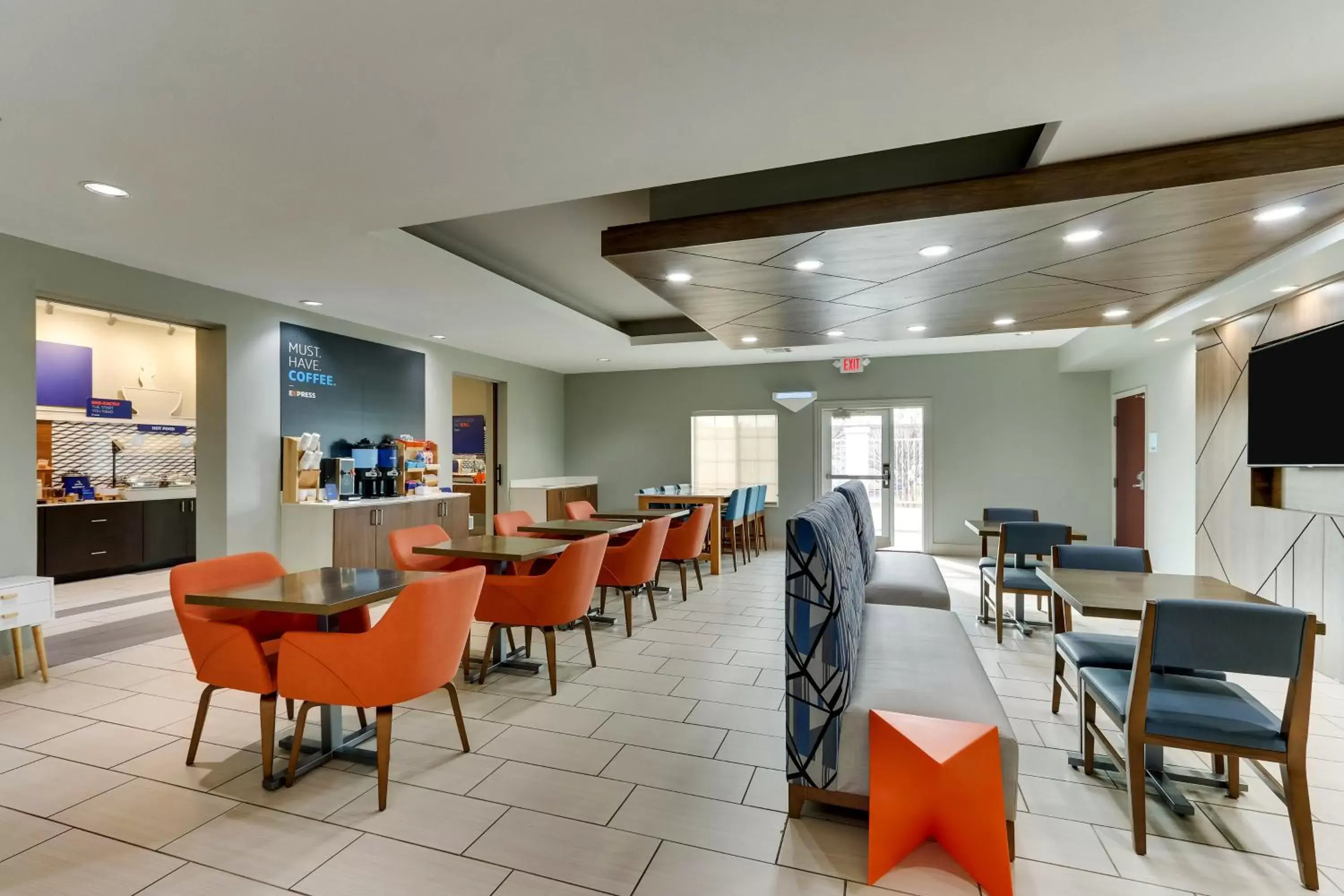 Breakfast, Restaurant/Places to Eat in Holiday Inn Express & Suites - Ardmore, an IHG Hotel