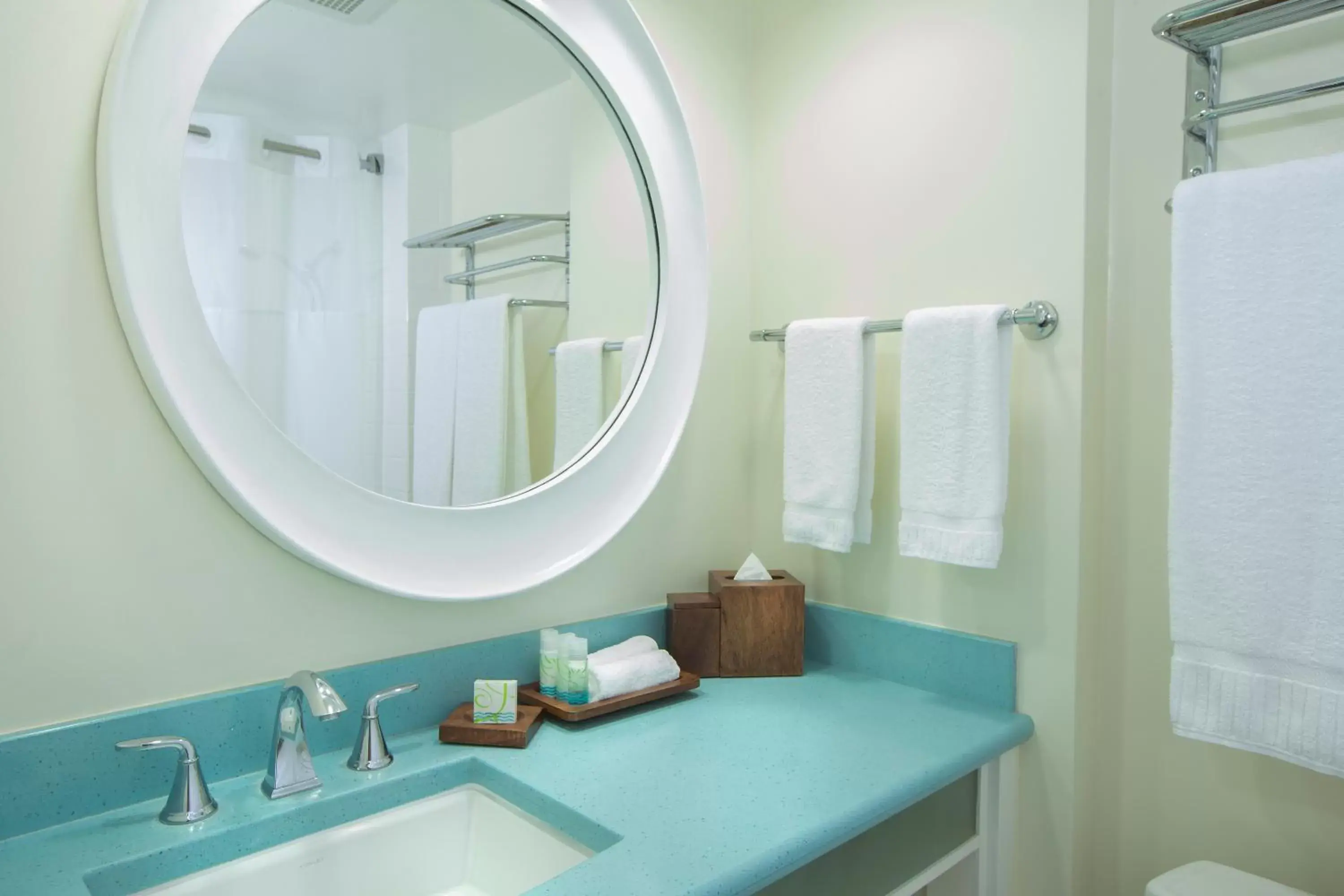 Bathroom in Coconut Waikiki Hotel