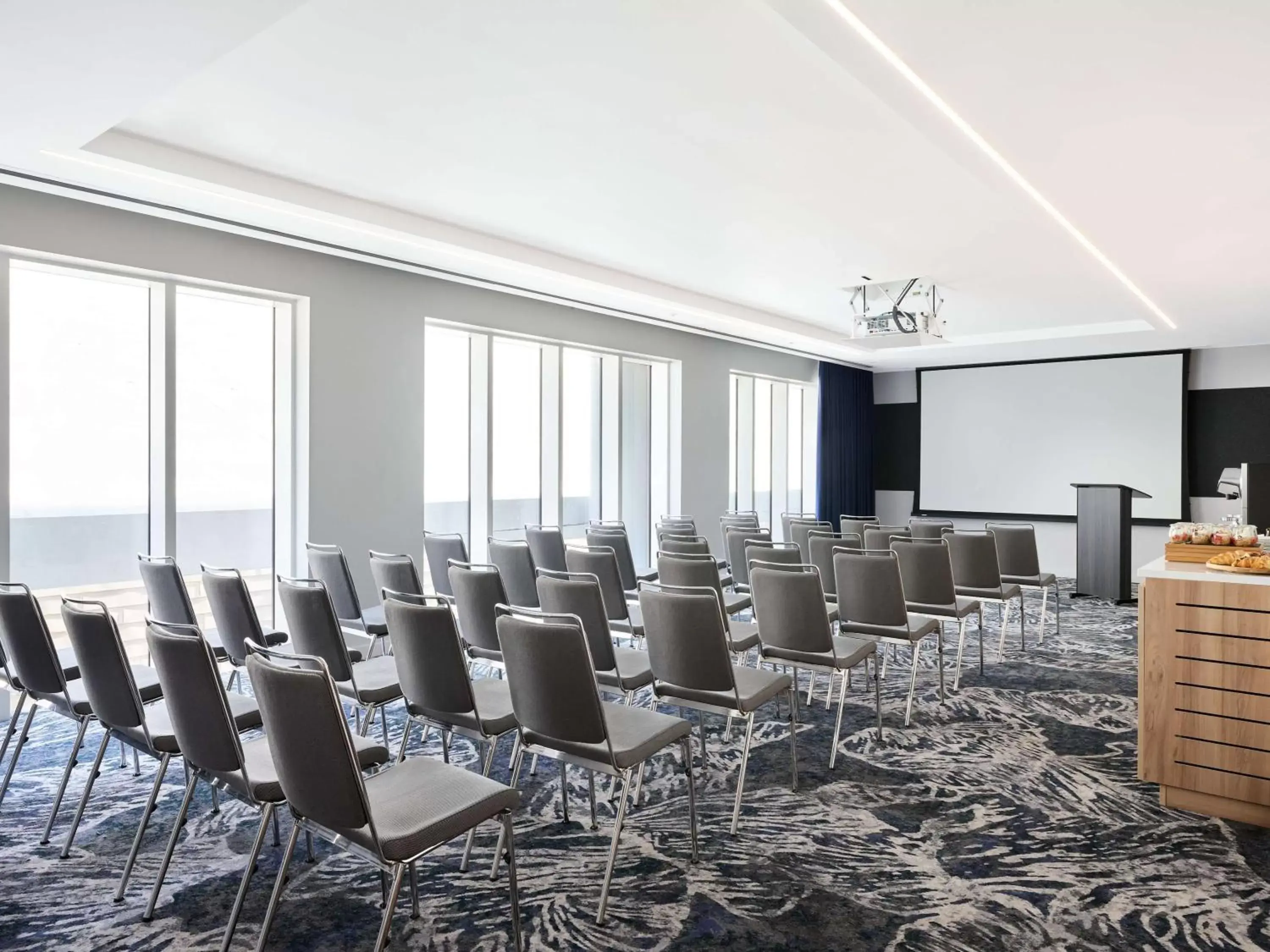 Meeting/conference room in Hyatt Regency London Stratford