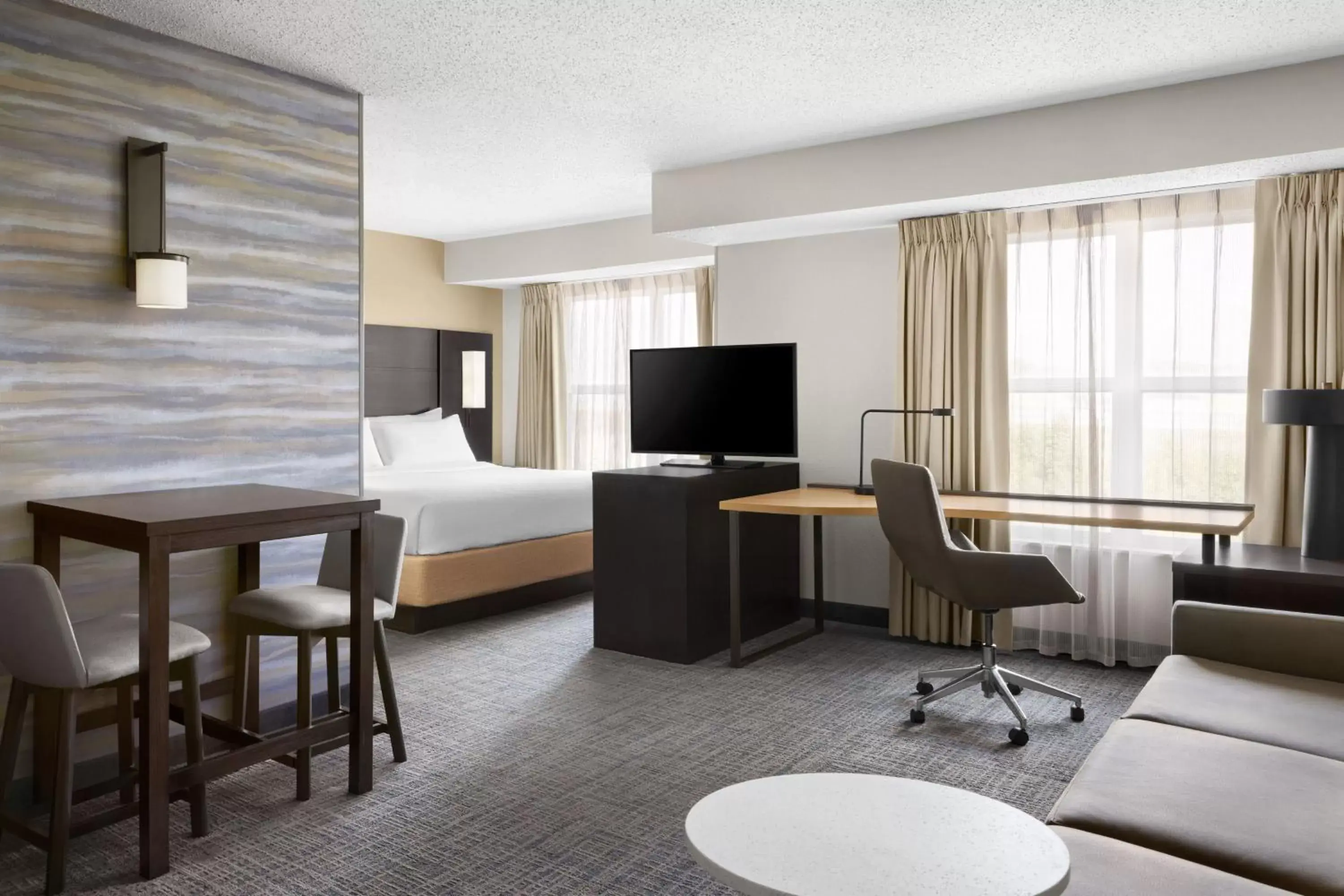 King Studio Suite with Sofa Bed in Residence Inn Indianapolis Northwest