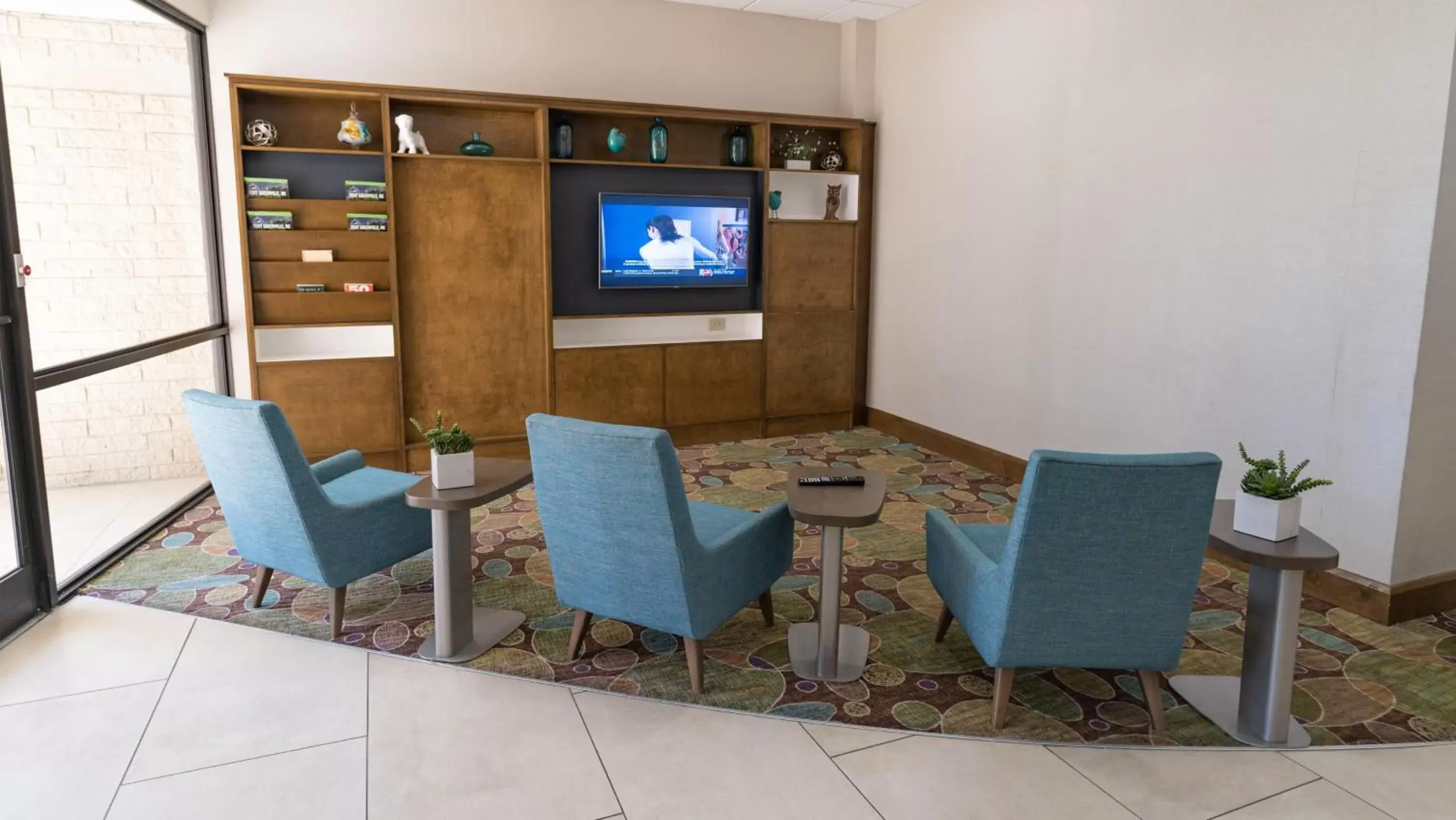 Property building in Holiday Inn Greenville by IHG Property building in Holiday Inn Greenville by IHG