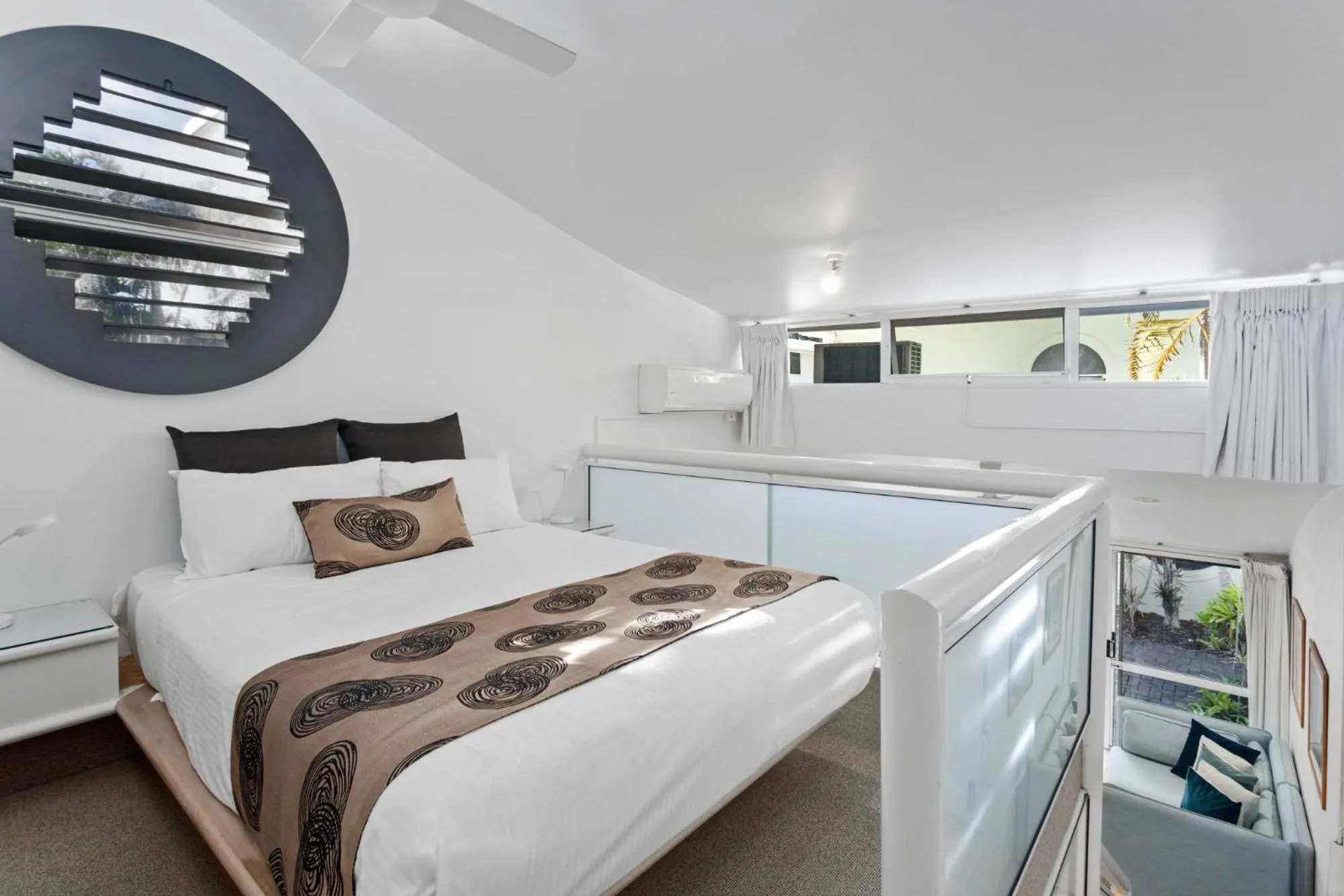 Bedroom, Bed in Caribbean Noosa