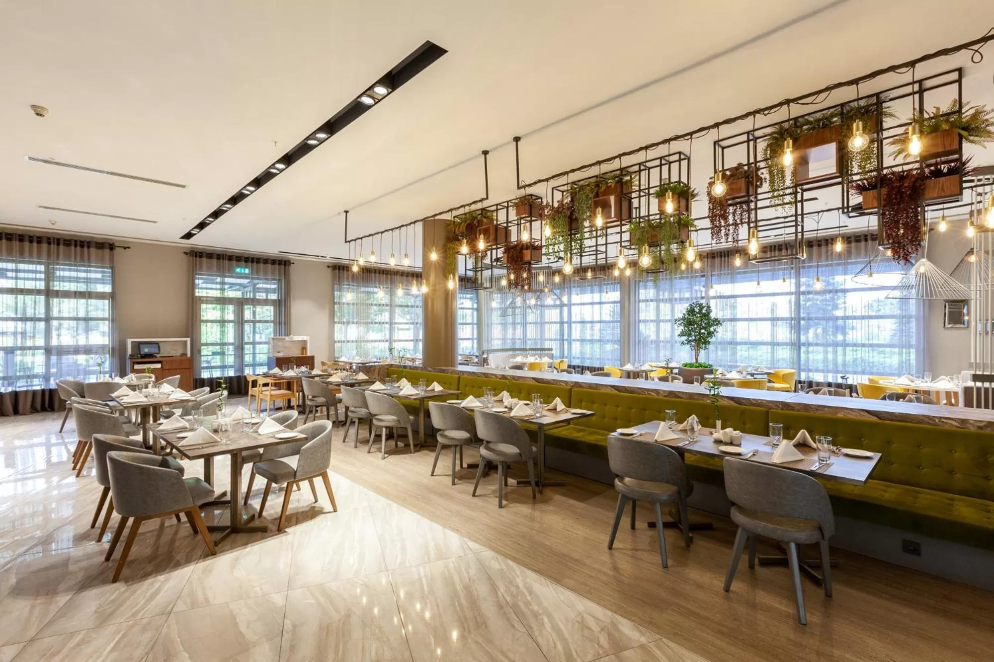 Restaurant/places to eat in Novotel Trabzon