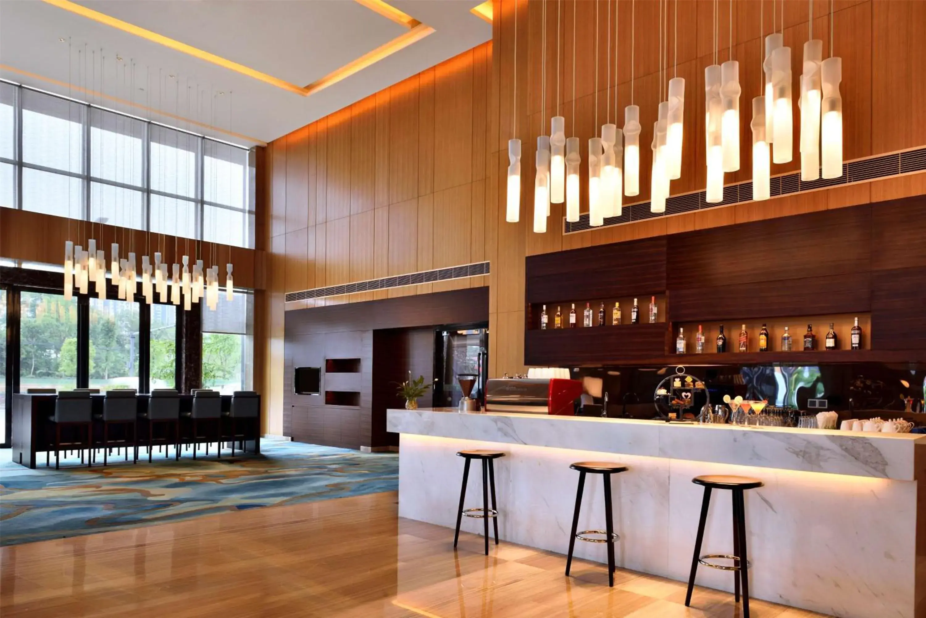 Lounge or bar, Lounge/Bar in Hilton Garden Inn Chengdu Huayang