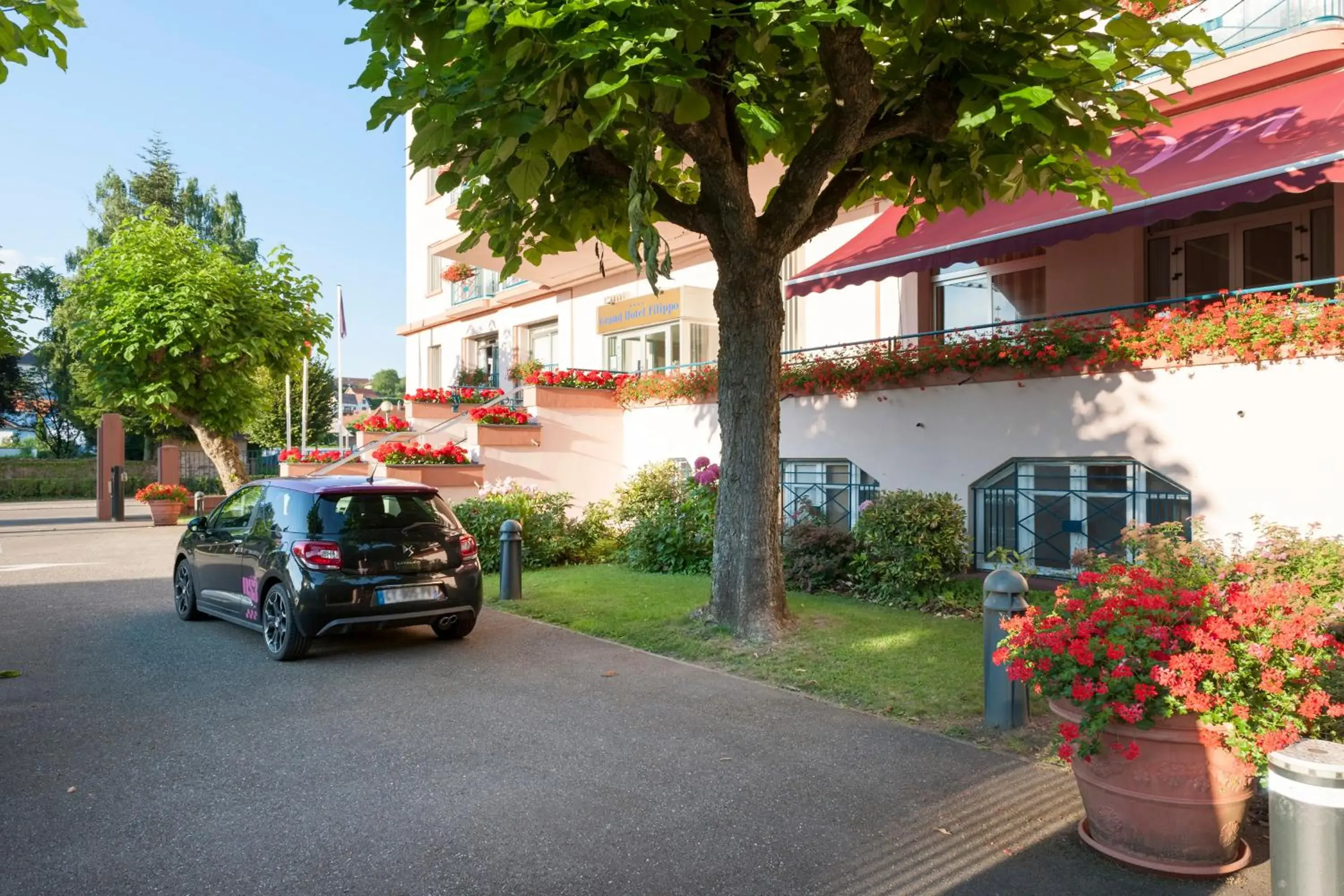 Facade/entrance, Property Building in Grand Hotel Filippo