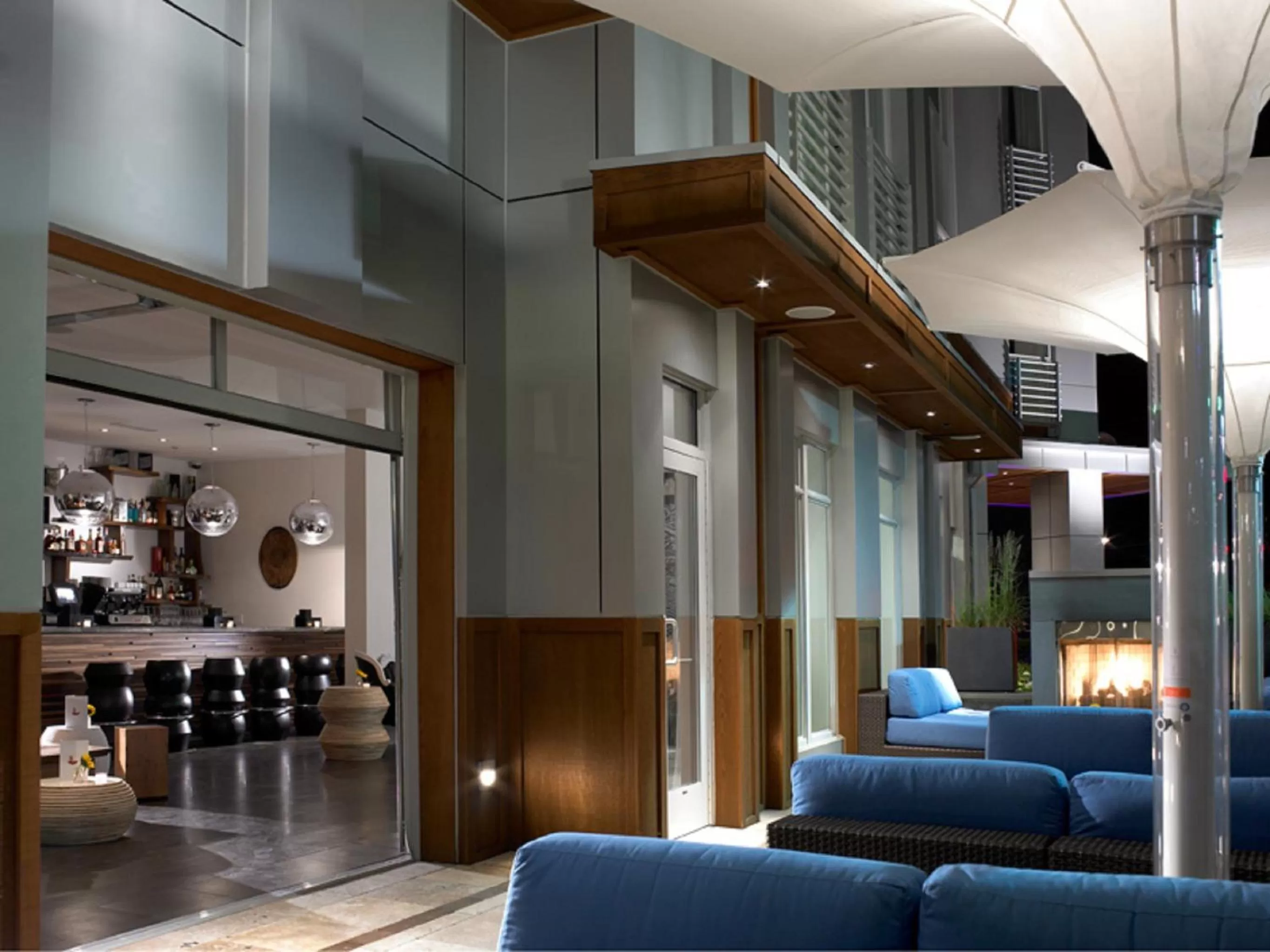 Lobby or reception in Bungalow Hotel