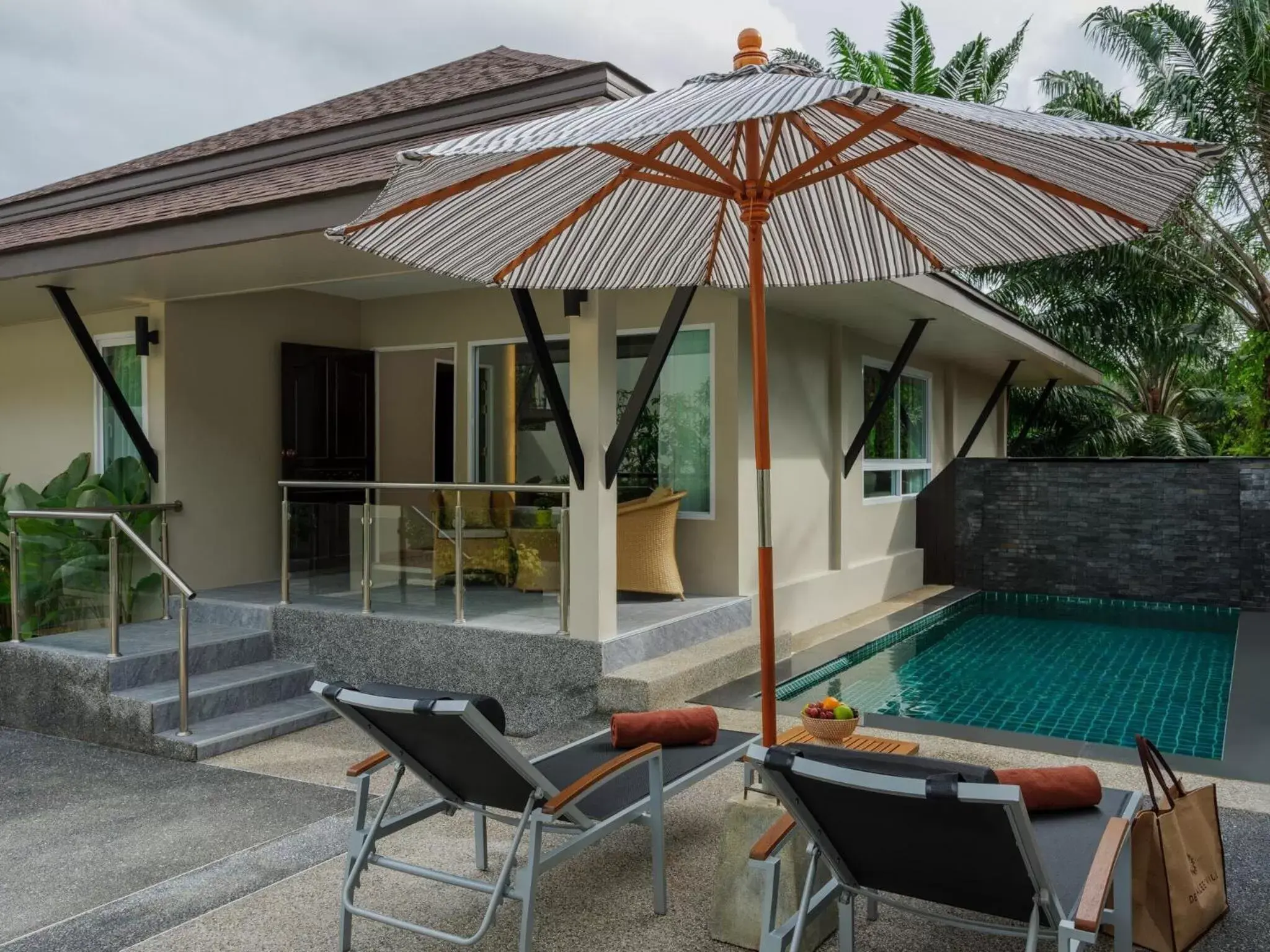 Property building, Swimming Pool in De Malee Pool Villas - SHA Extra Plus