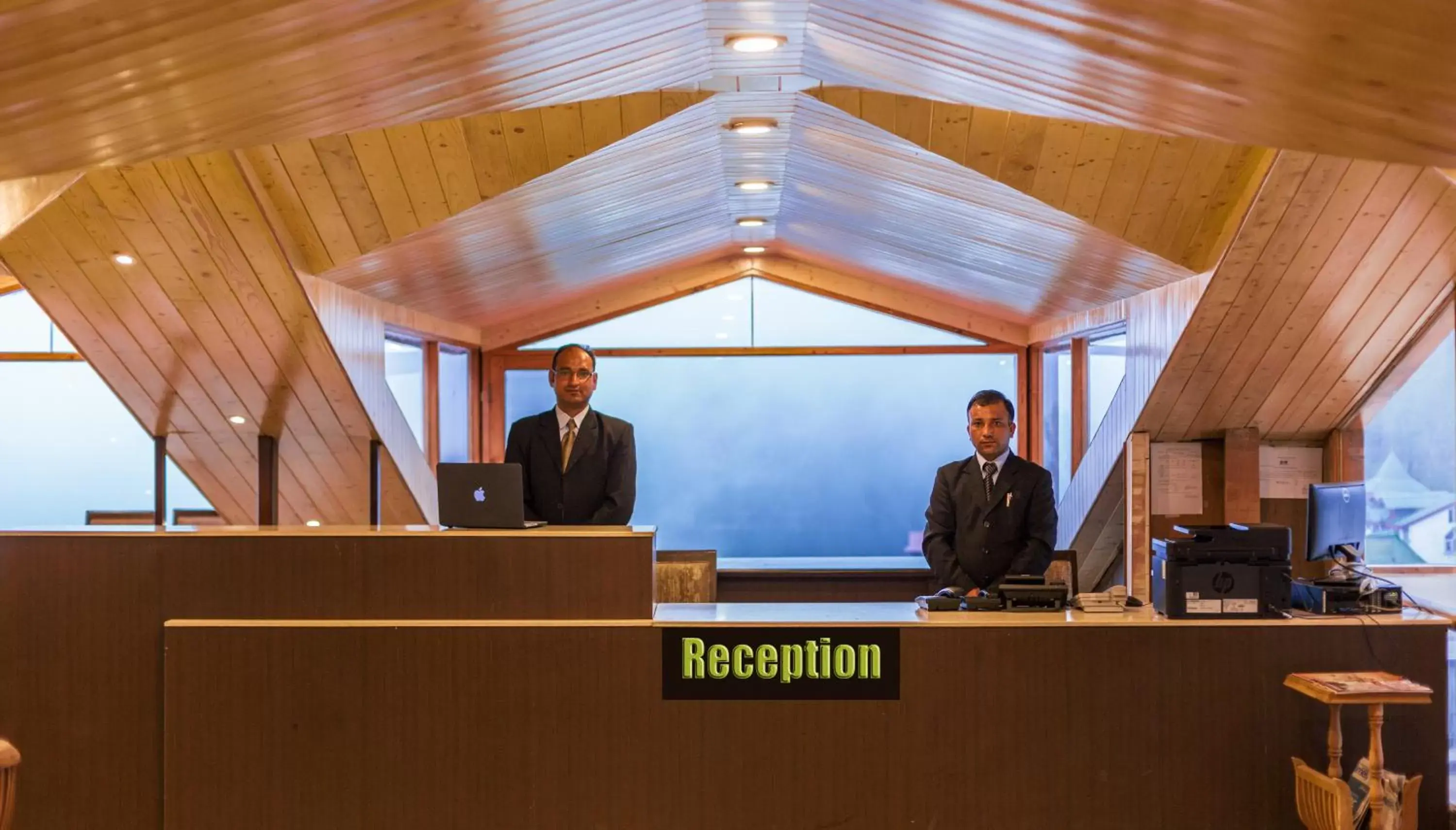 Lobby or reception in Snow Valley Resorts Shimla