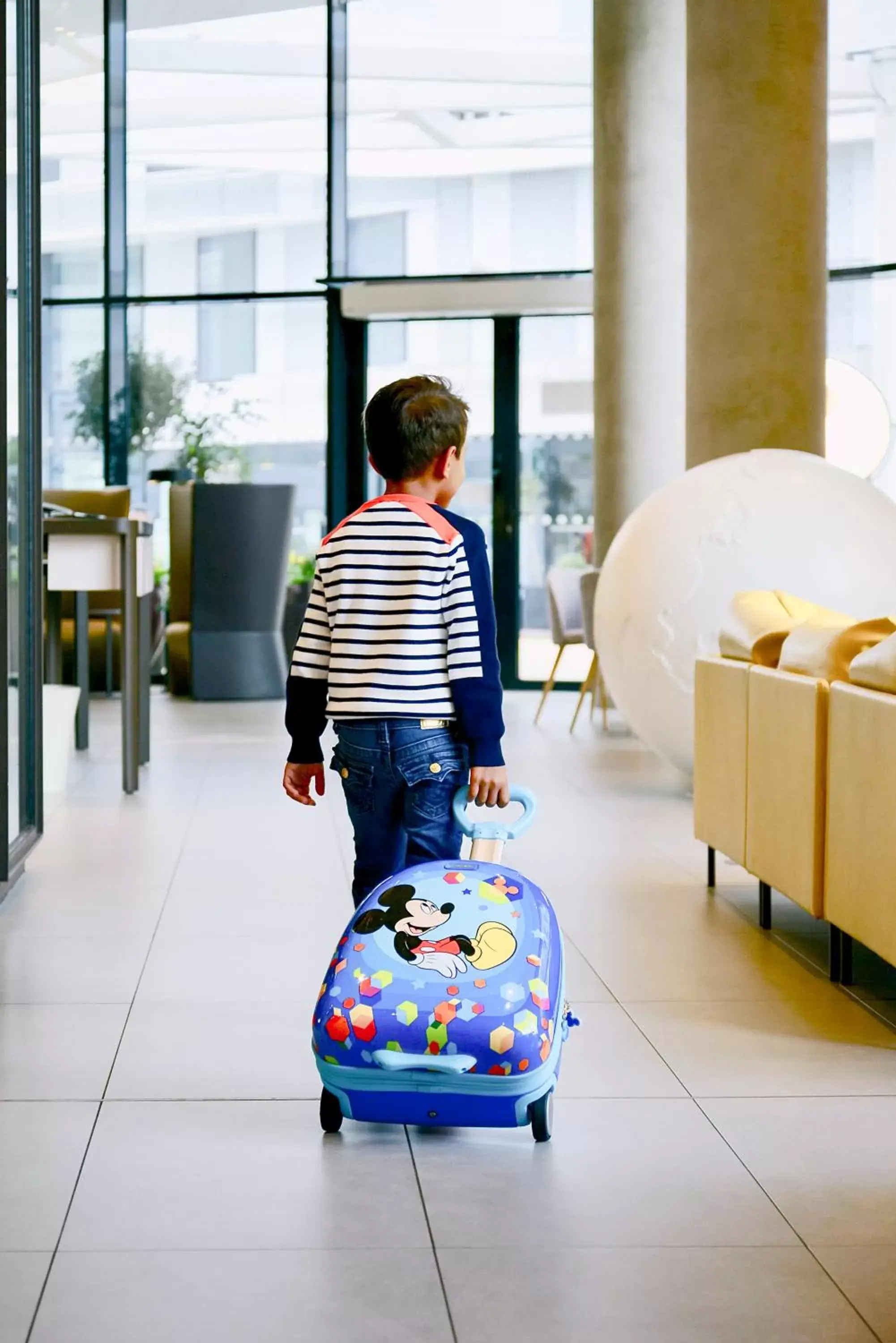 Lobby or reception in Pullman Paris Roissy Cdg Airport