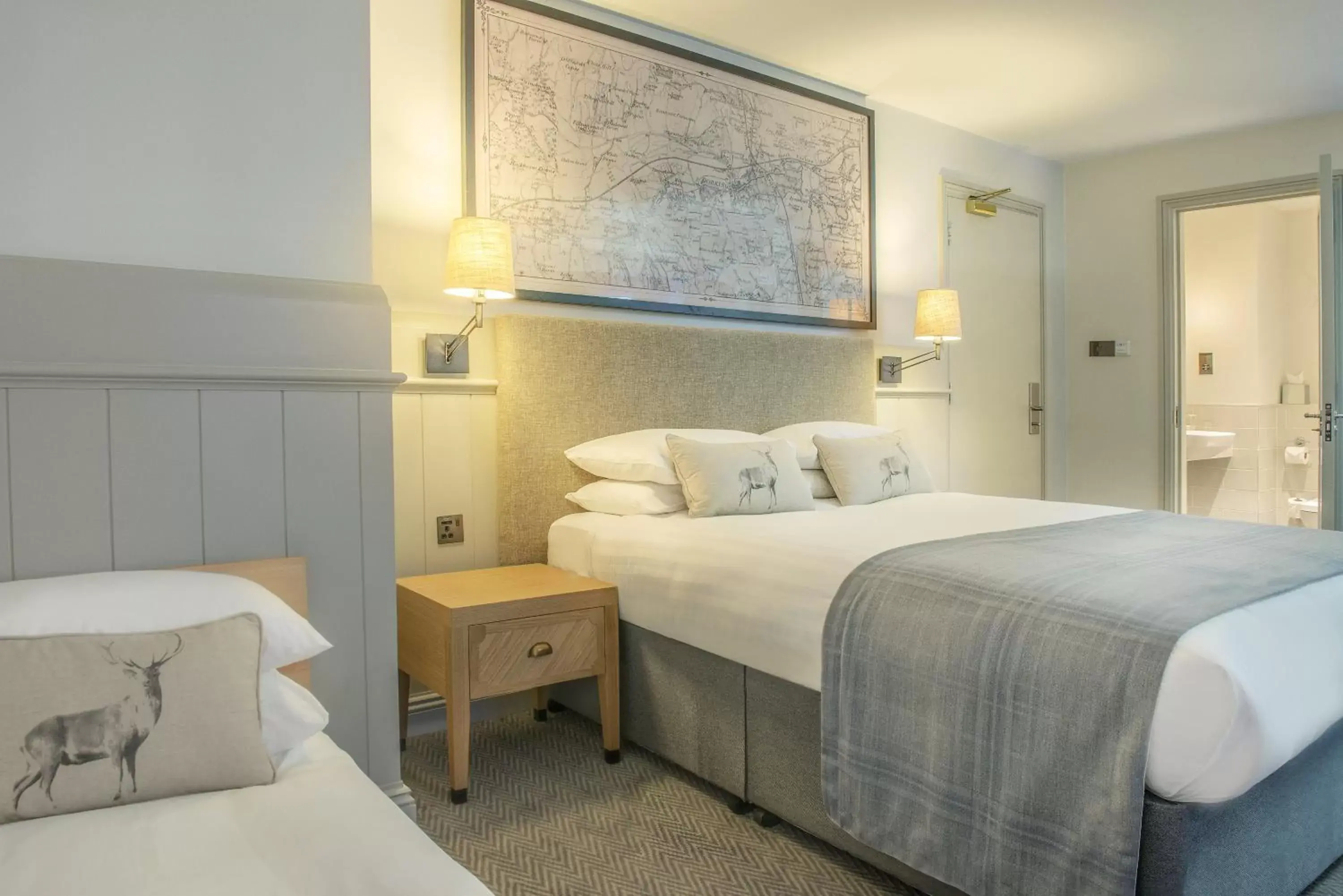 Bedroom, Bed in Wotton House Bedroom, Bed in Wotton House