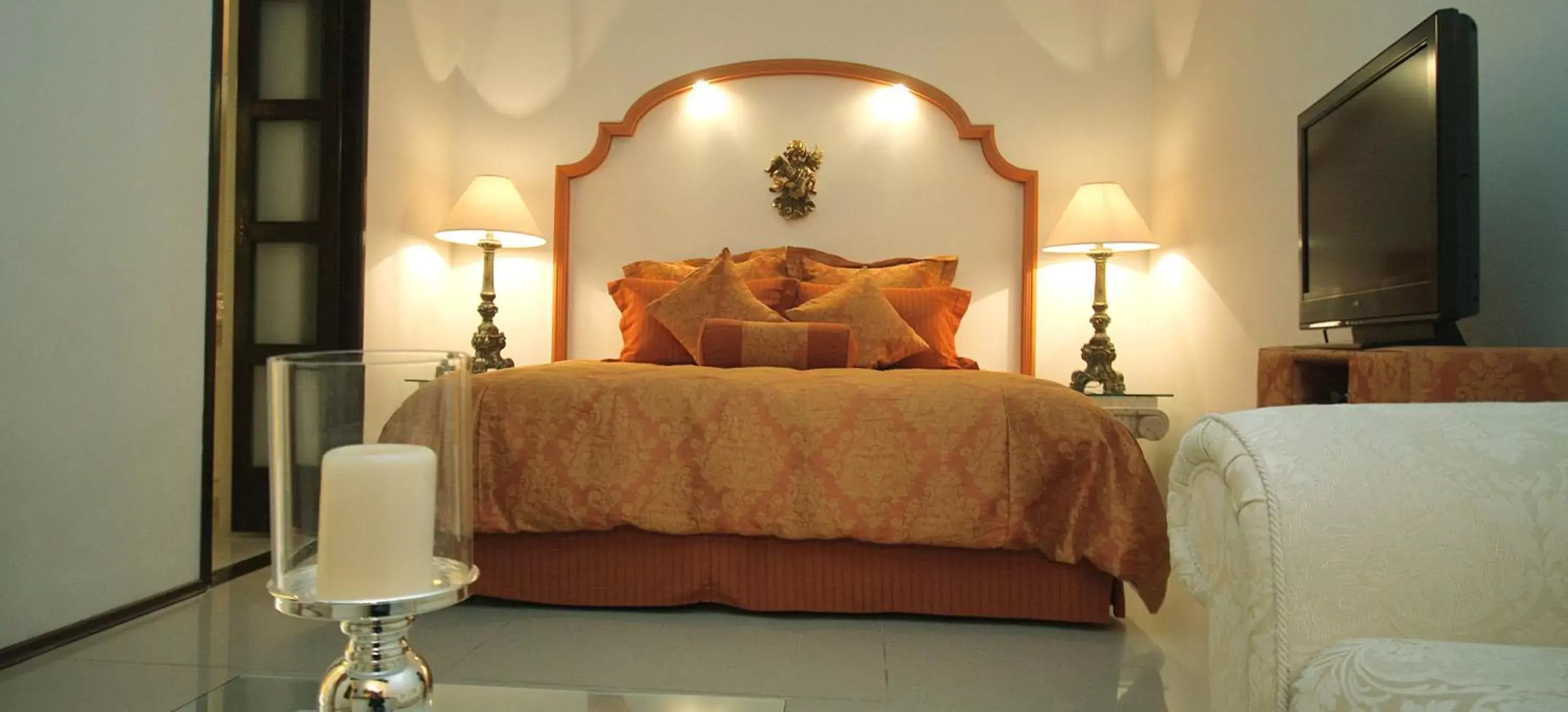 Bed in Palacio Borghese Hotel Boutique - Adults Only