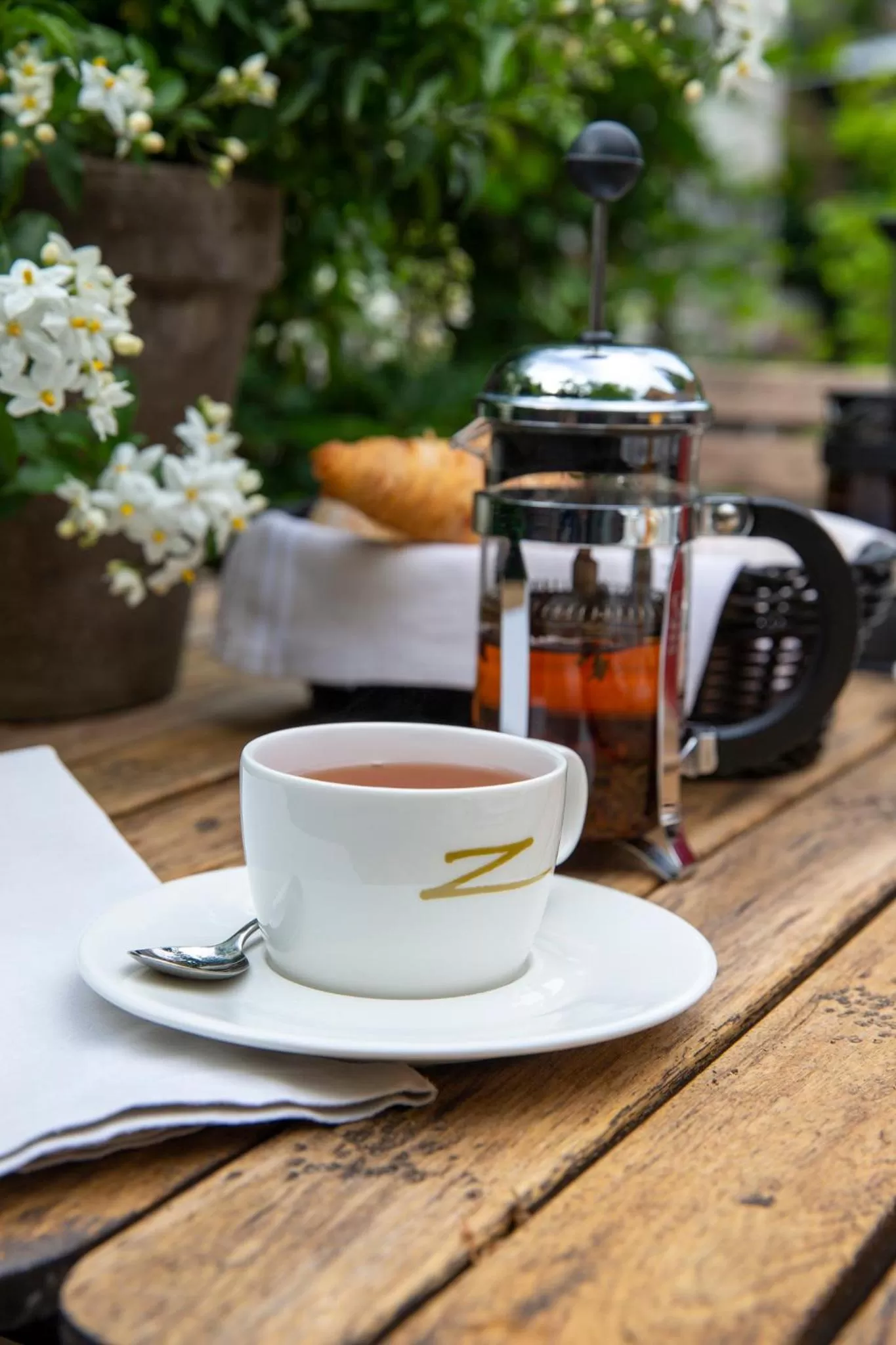 Breakfast in Zenzez Hotel & Lounge