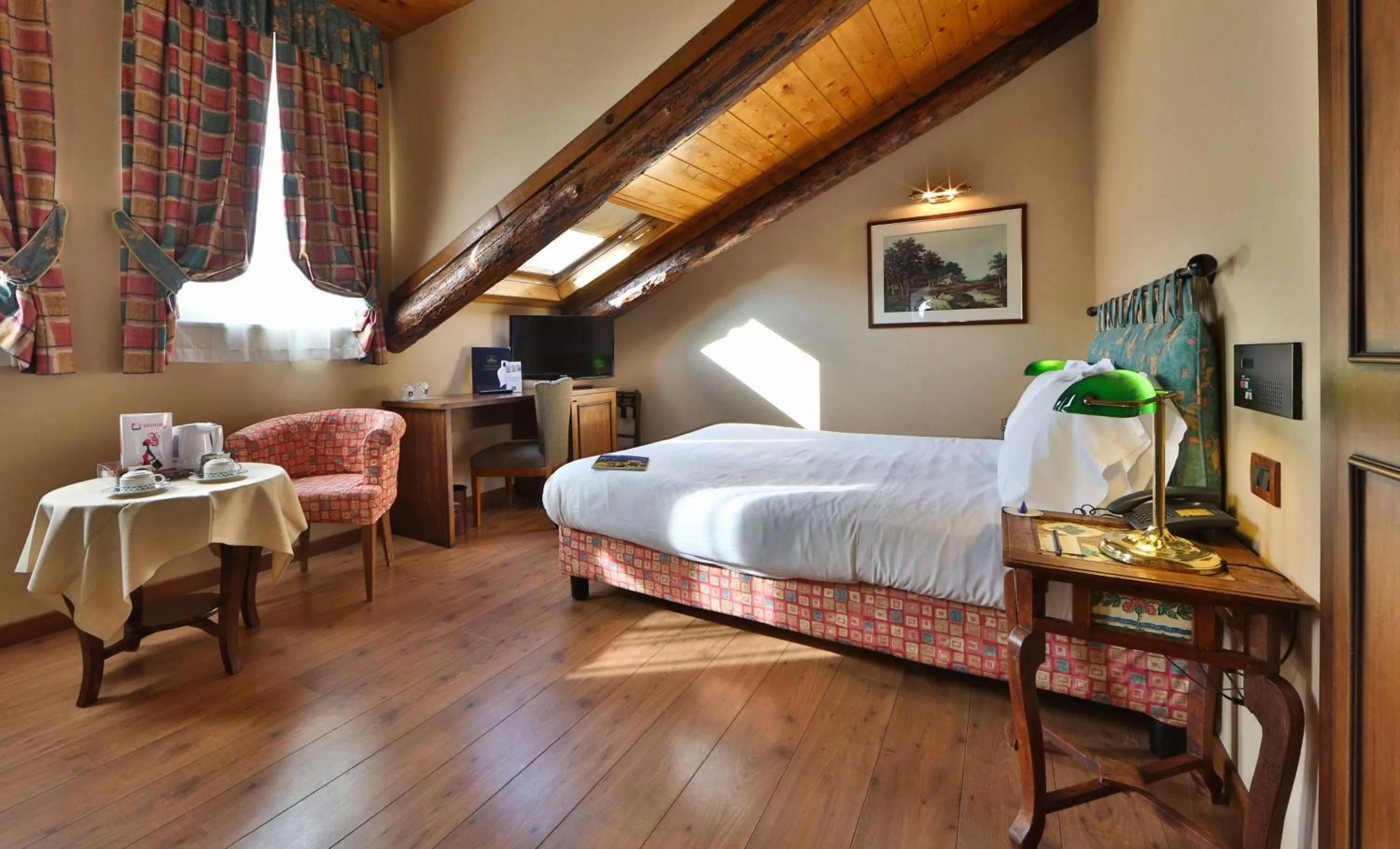 Photo of the whole room, Bed in Best Western Hotel Piemontese