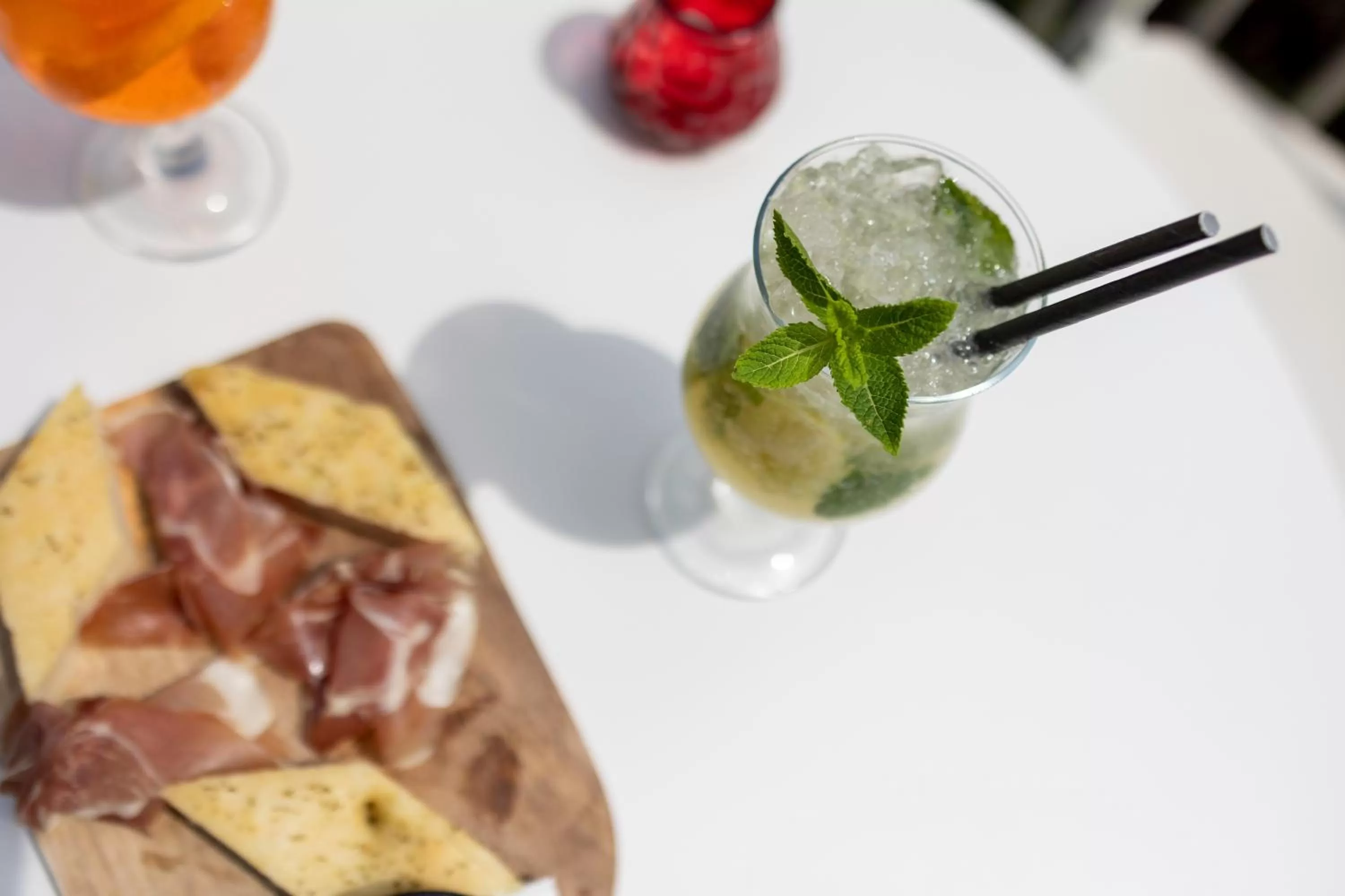 Restaurant/places to eat in Hôtel restaurant Kyriad Fréjus