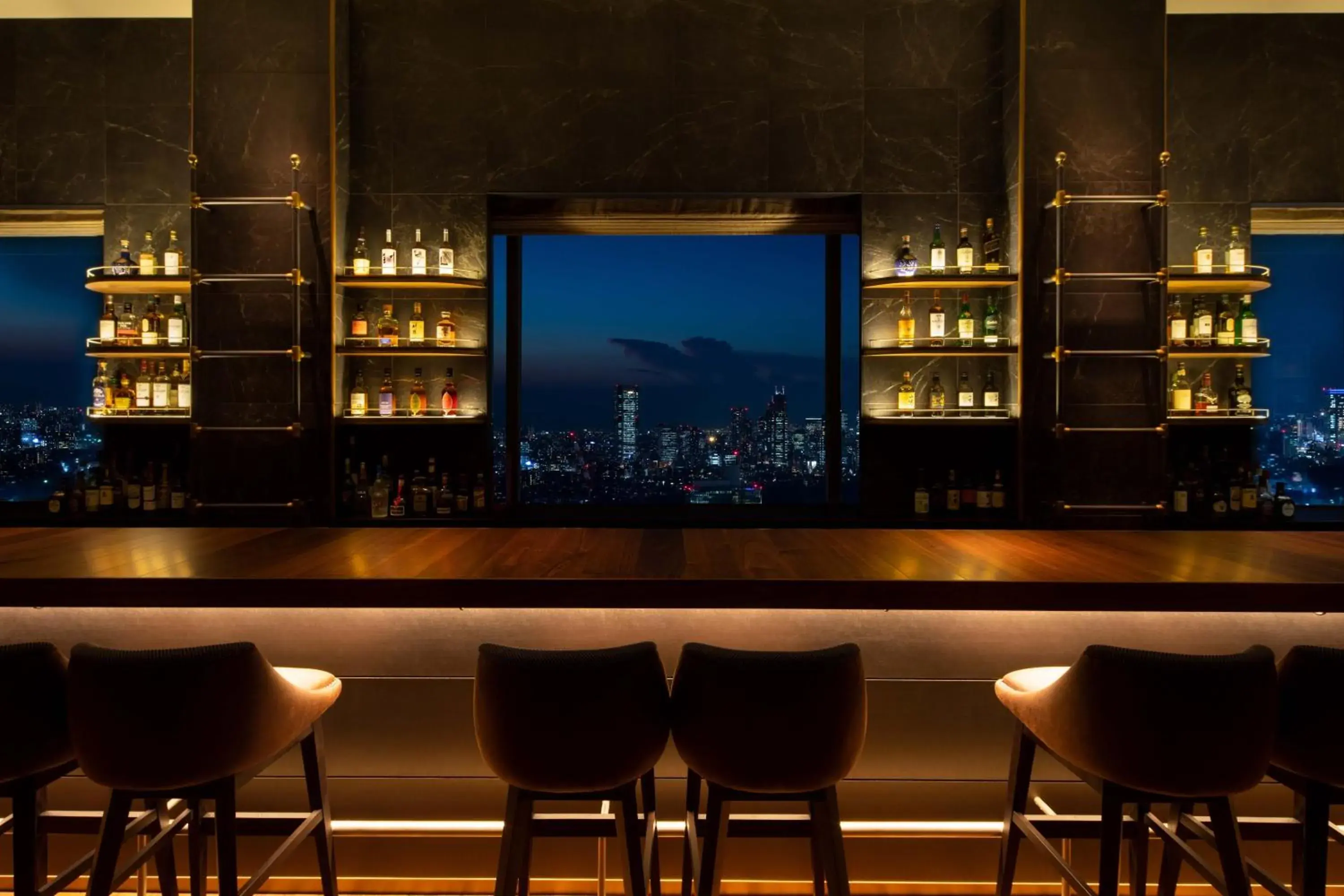 Lounge or bar in Cerulean Tower Tokyu Hotel, A Pan Pacific Partner Hotel Lounge or bar in Cerulean Tower Tokyu Hotel, A Pan Pacific Partner Hotel