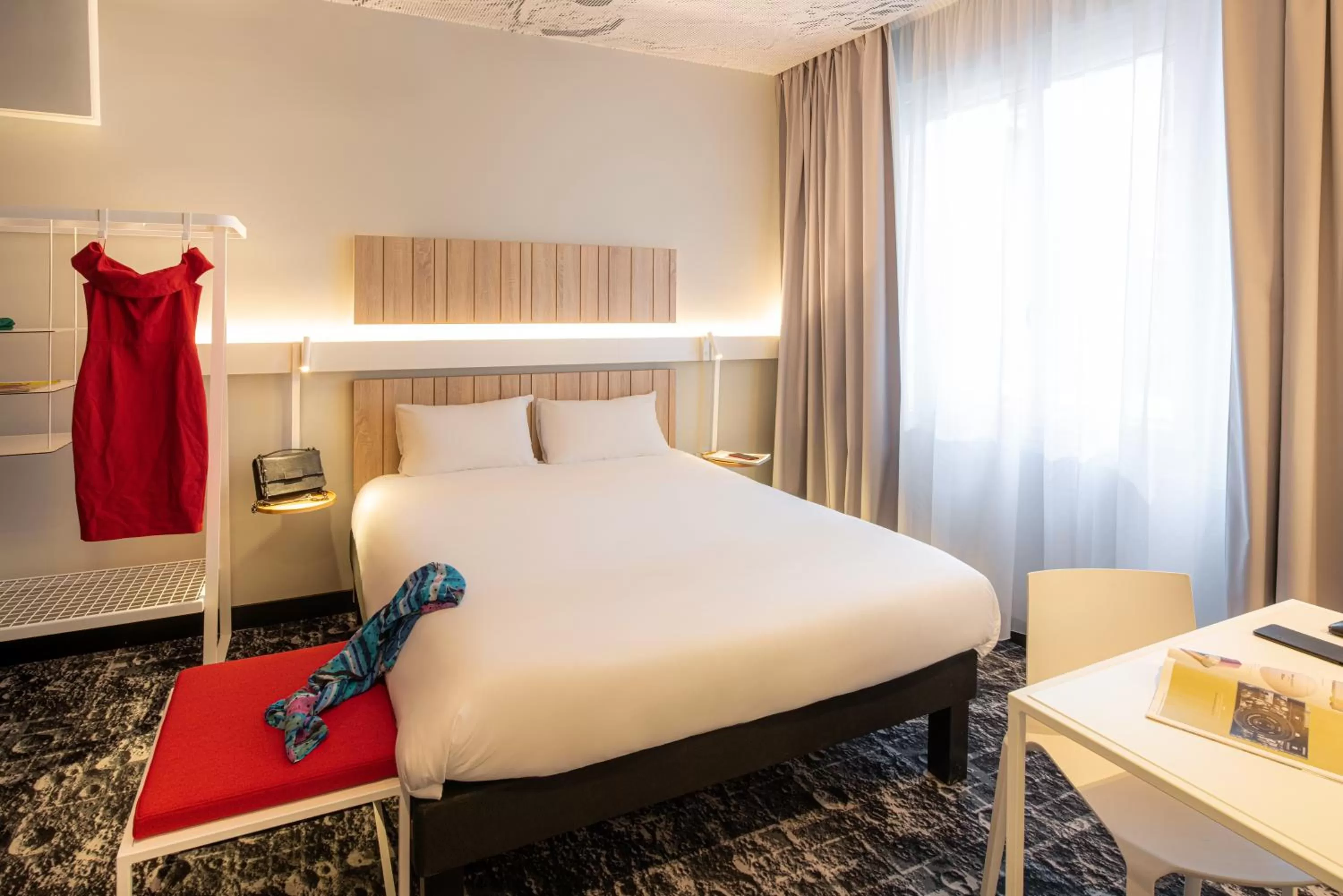 Bedroom, Bed in ibis Paris Gare De L Est 10ème