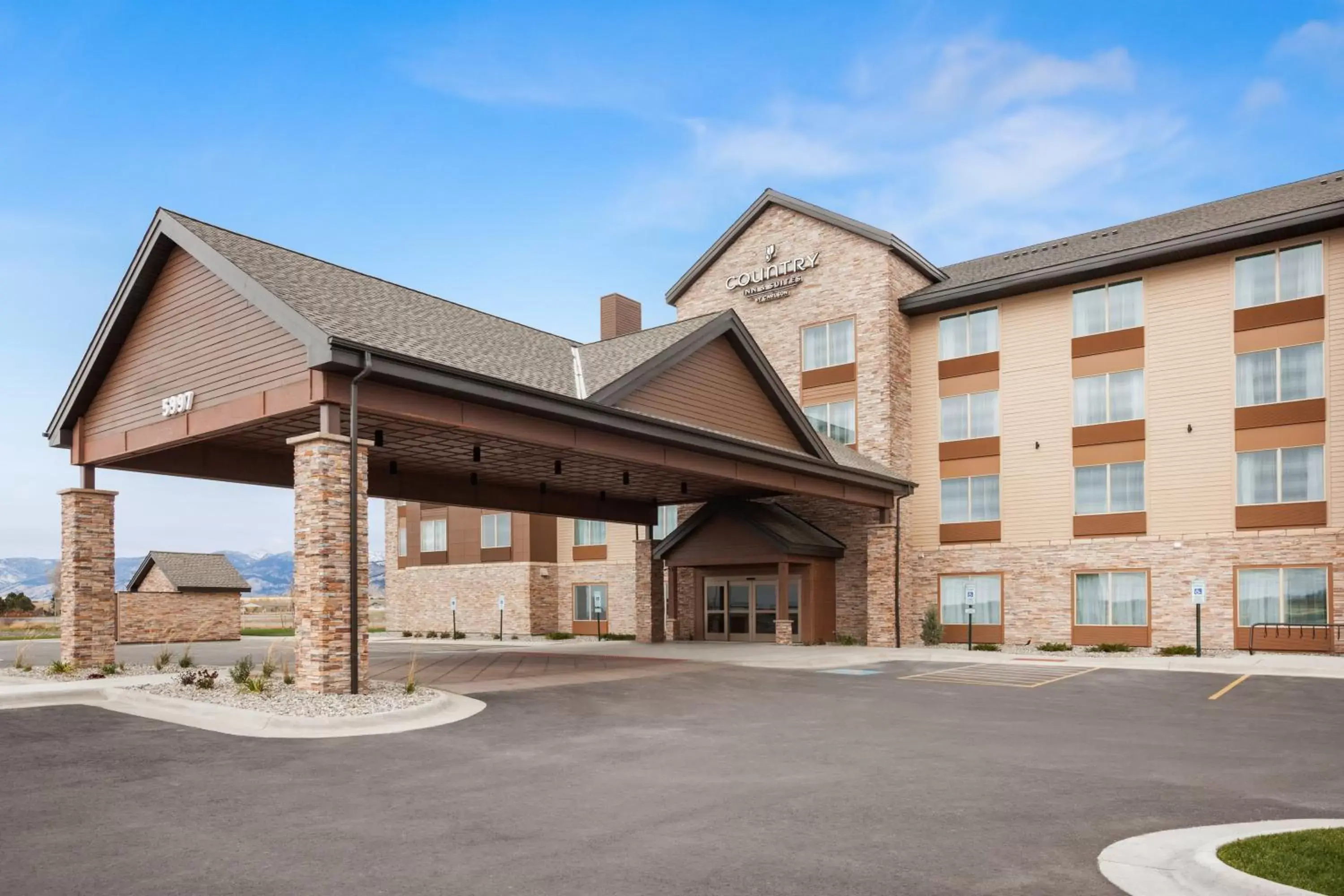 Facade/entrance, Property Building in Country Inn & Suites by Radisson, Bozeman, MT