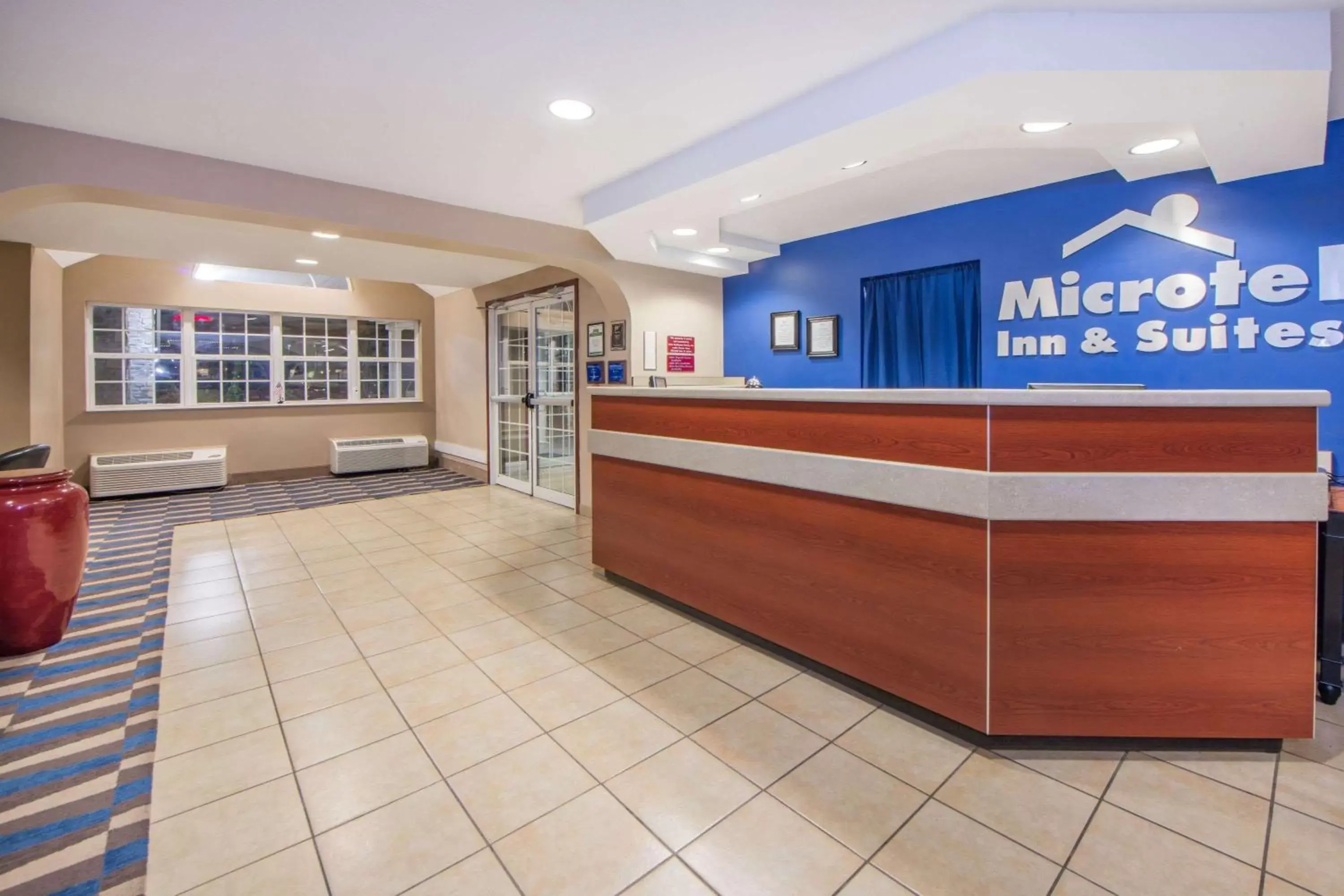 Lobby or reception in Microtel Inn and Suites By Wyndham Miami OK Lobby or reception in Microtel Inn and Suites By Wyndham Miami OK