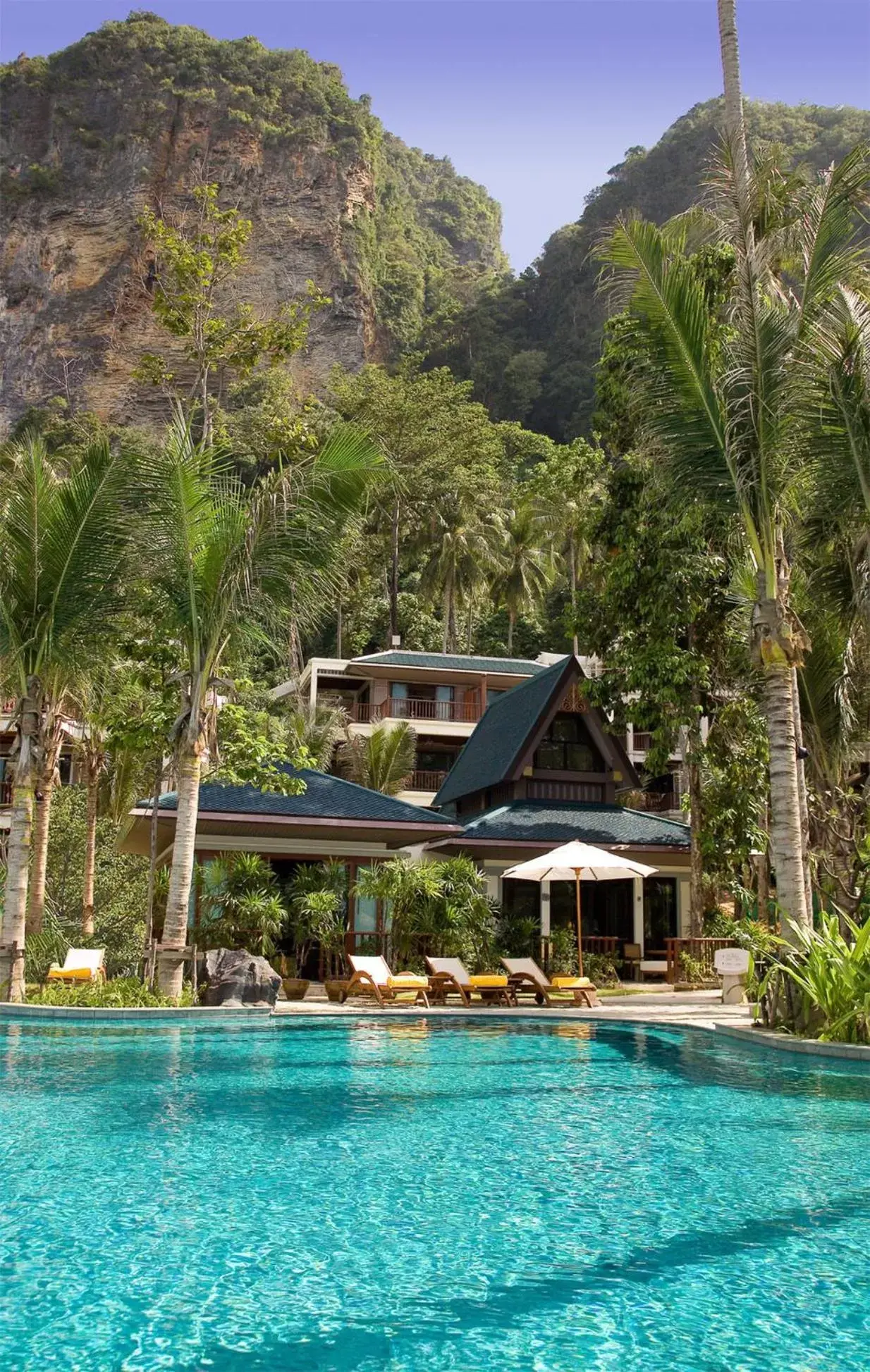 Photo of the whole room, Swimming Pool in Centara Grand Beach Resort & Villas Krabi