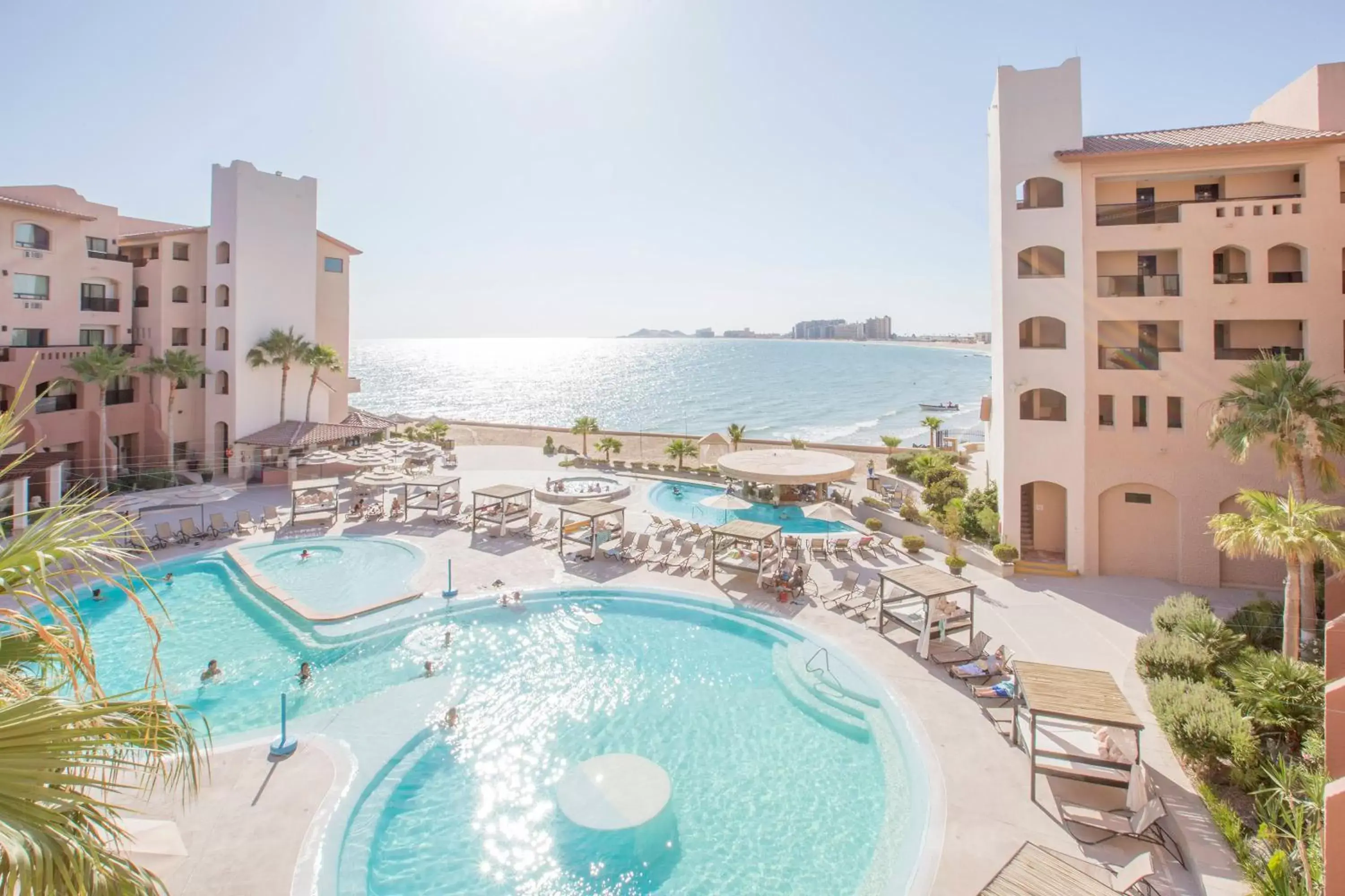 Swimming Pool in Peñasco del Sol Hotel