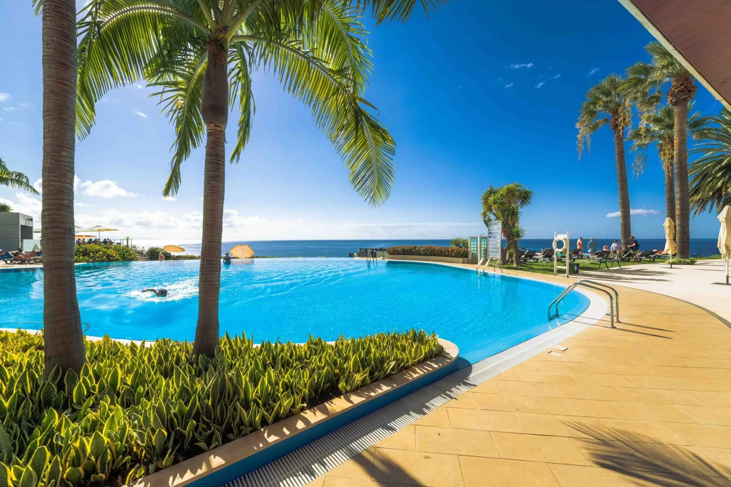 Swimming Pool in Pestana Casino Park Hotel & Casino