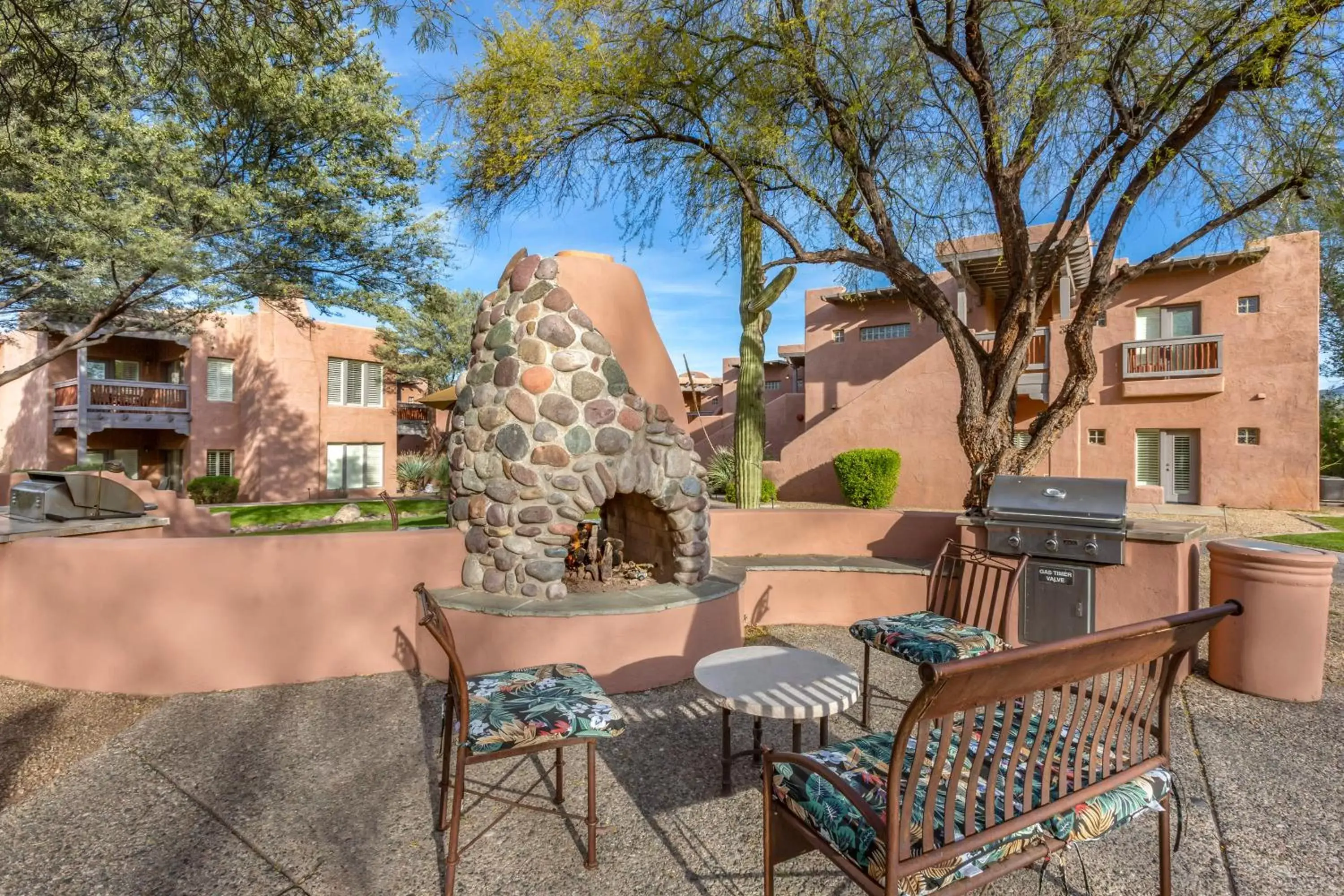 Seating area in Hilton Vacation Club Rancho Manana