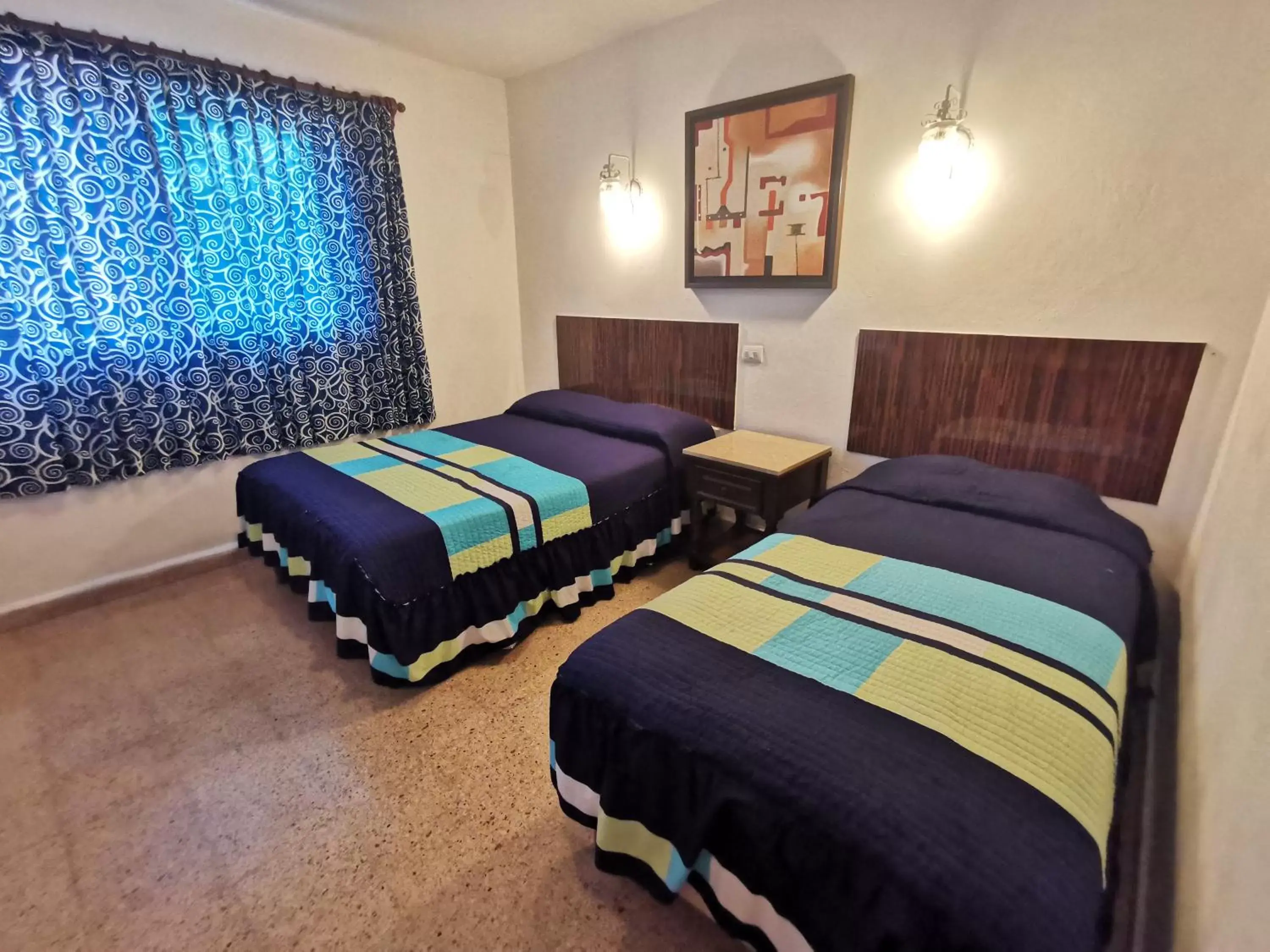 Bedroom, Room Photo in Hotel Las Dalias Inn