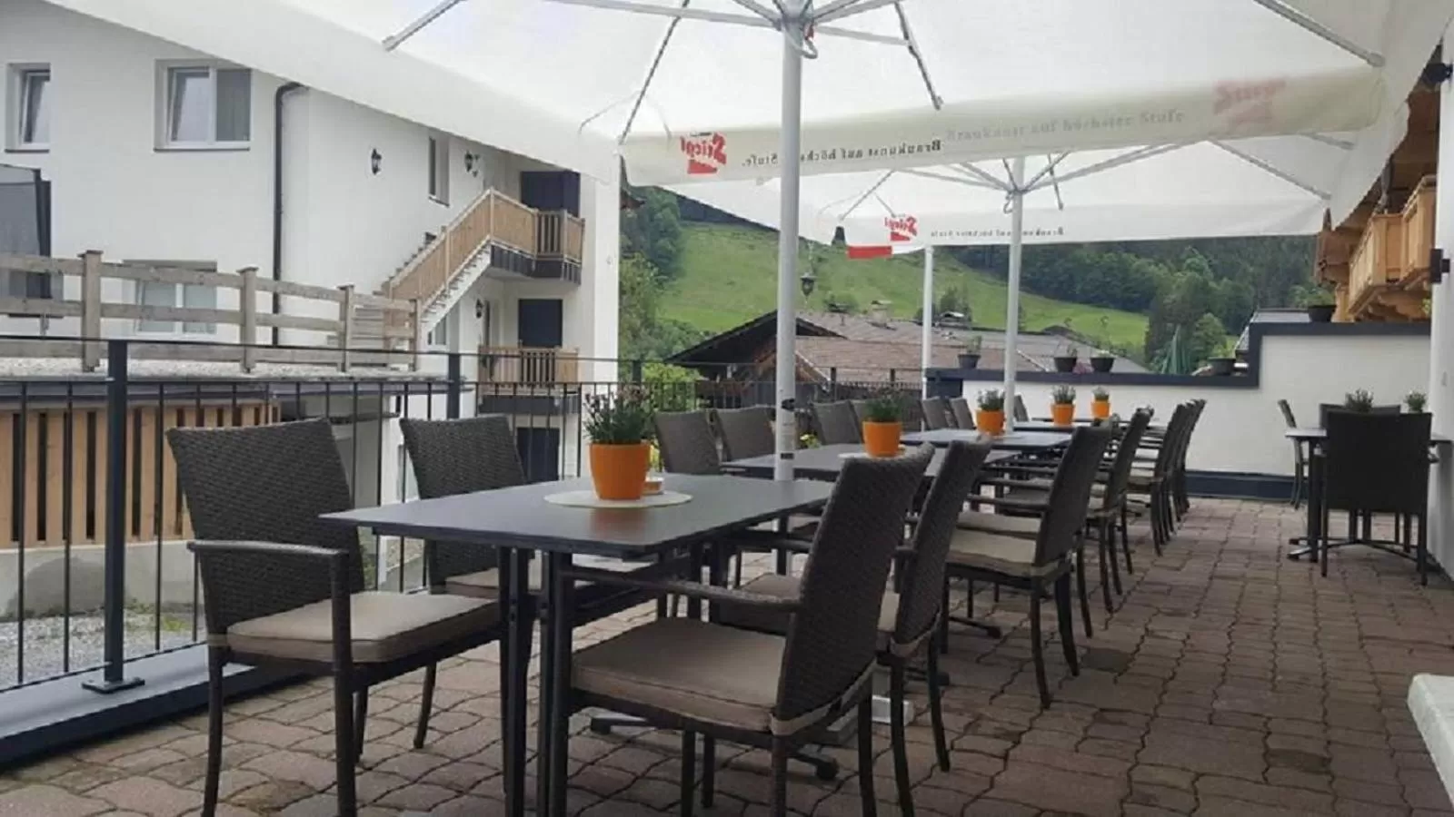 Property building, Restaurant/Places to Eat in Hotel Aschauer Hof z'Fritzn