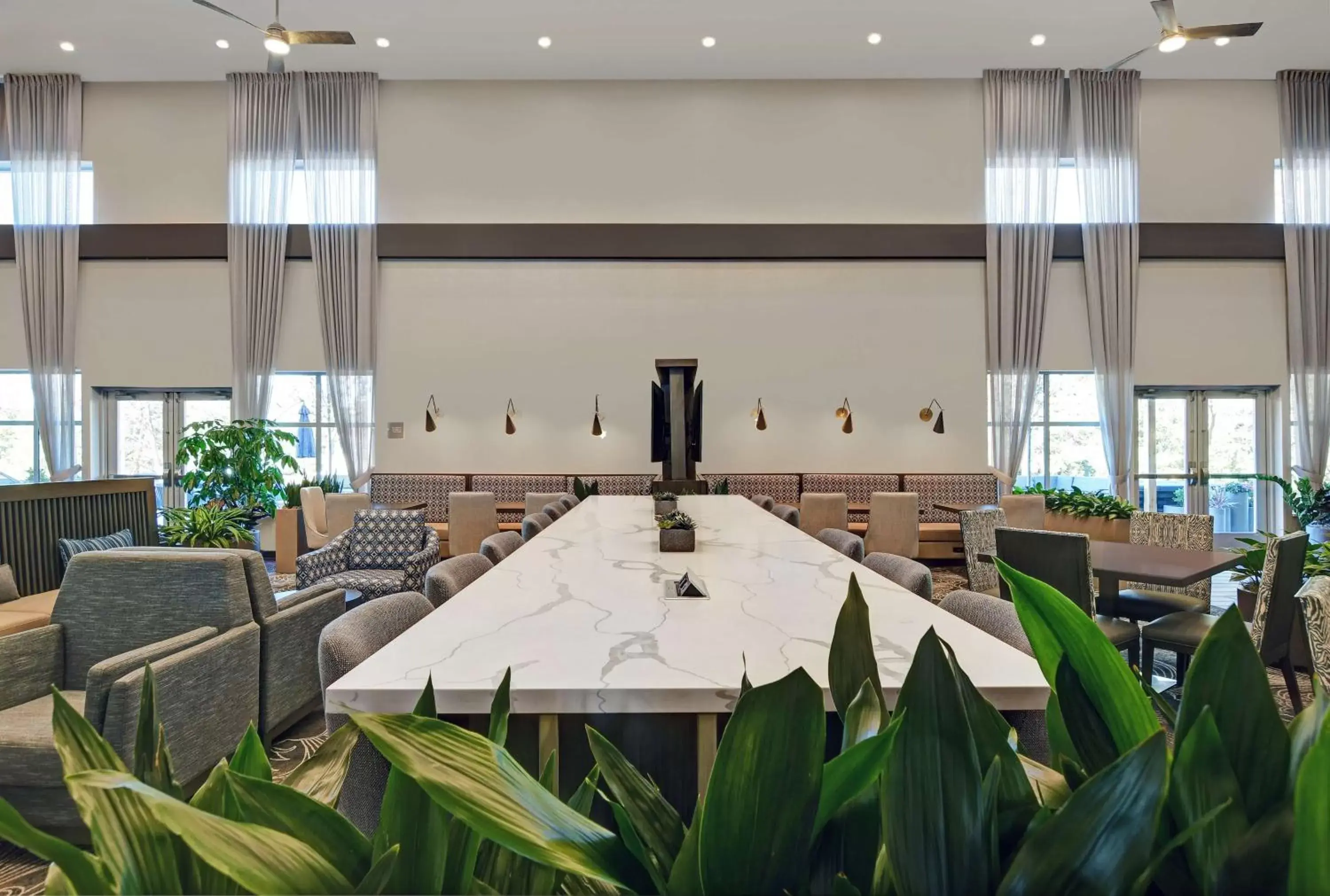 Dining area, Restaurant/Places to Eat in Homewood Suites By Hilton Edison Woodbridge, NJ