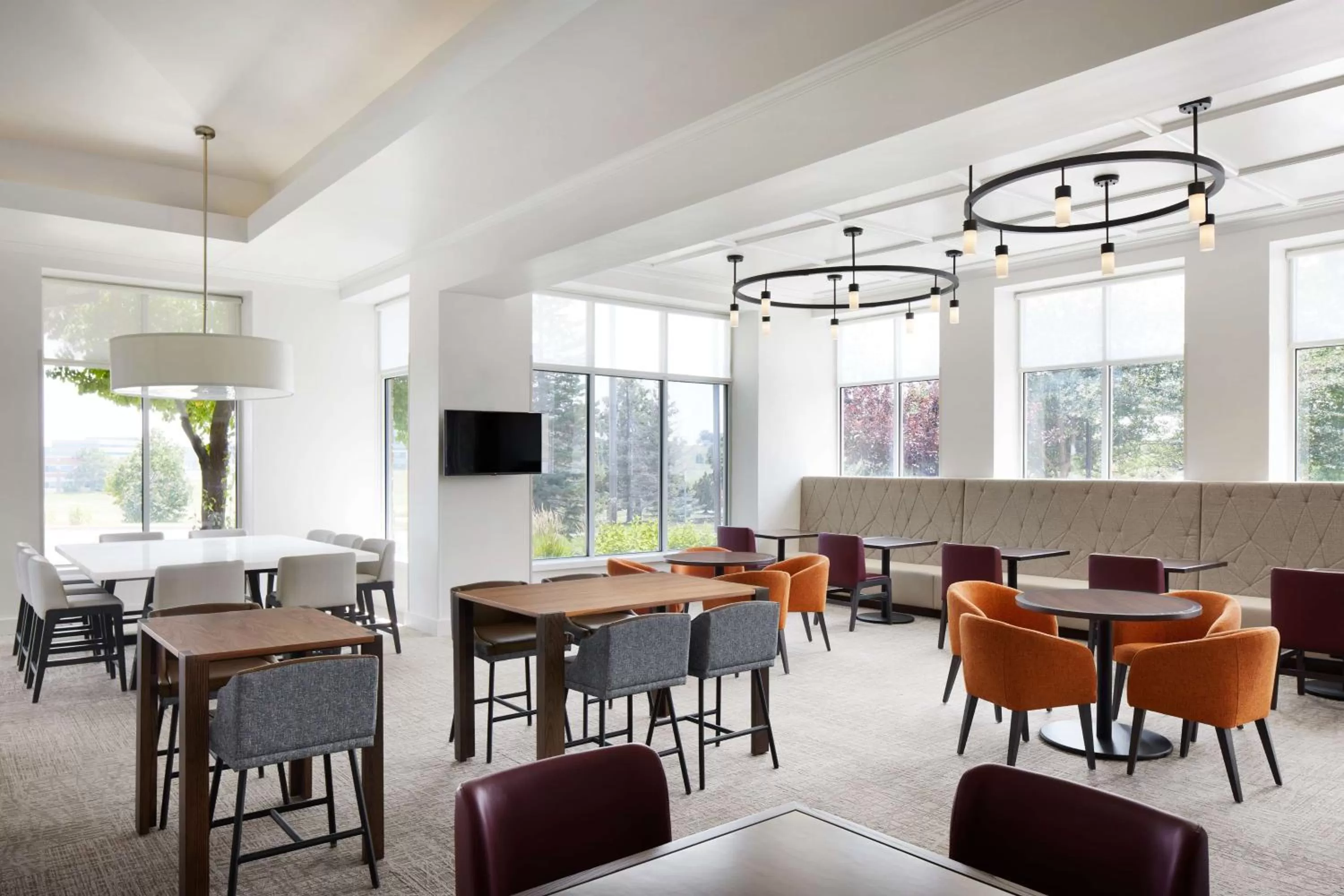 Breakfast in Hilton Garden Inn Denver South Park Meadows Area