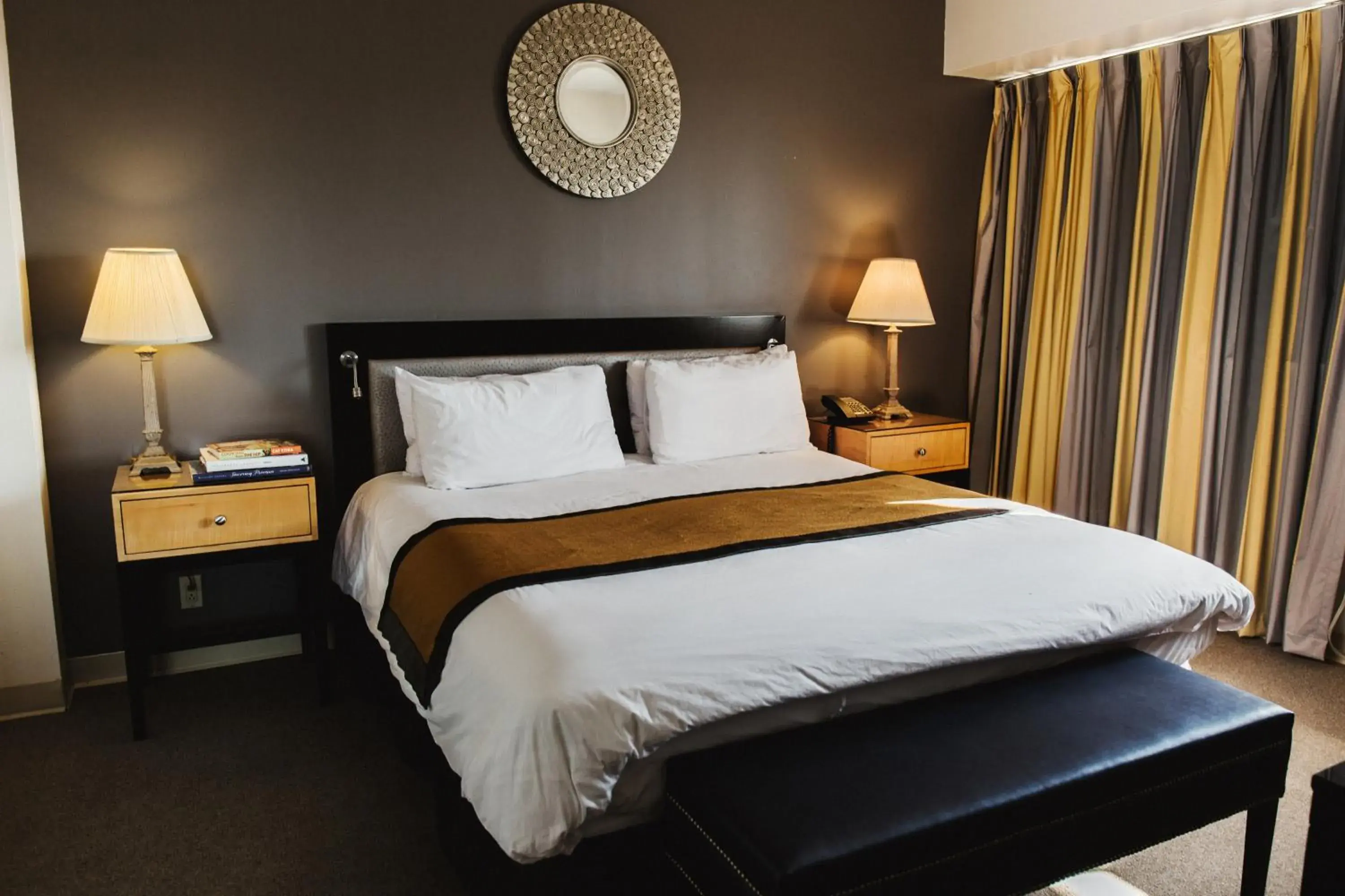 Bedroom, Bed in Stamford Suites