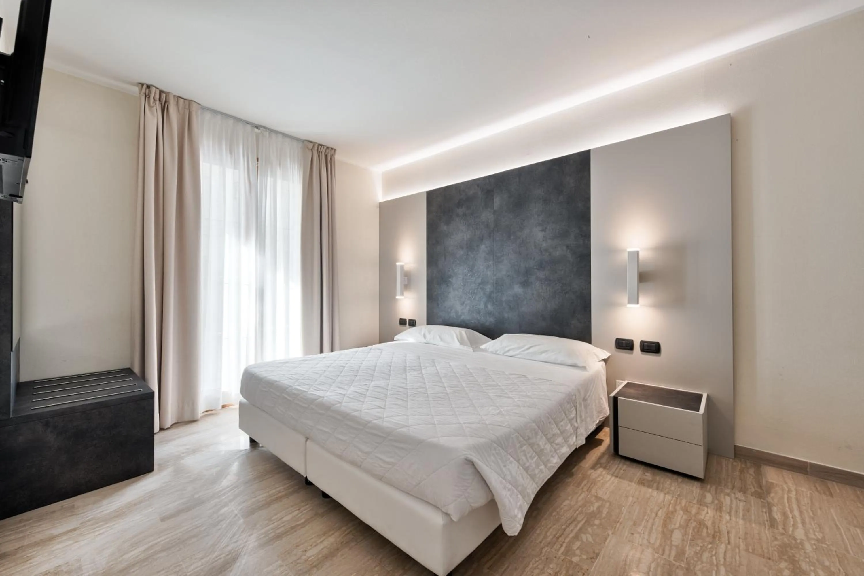 Bed in Columbus Dependance