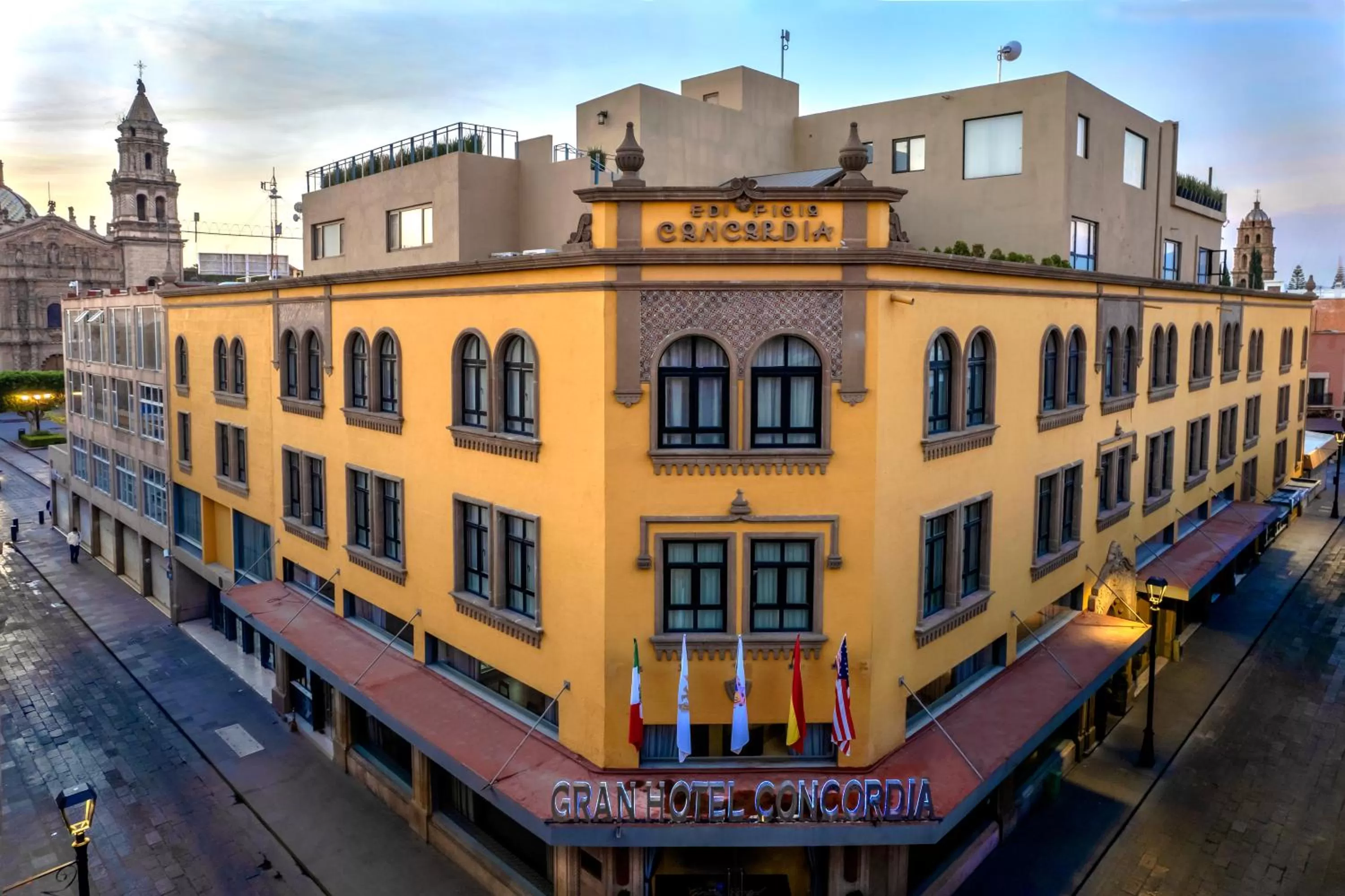 Facade/entrance in Gran Hotel Concordia San Luis Potosi