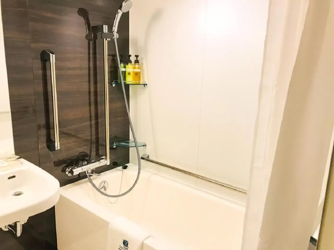 Twin Room - Non-Smoking in HOTEL LiVEMAX PREMIUM Sapporo Odorikoen Twin Room - Non-Smoking in HOTEL LiVEMAX PREMIUM Sapporo Odorikoen